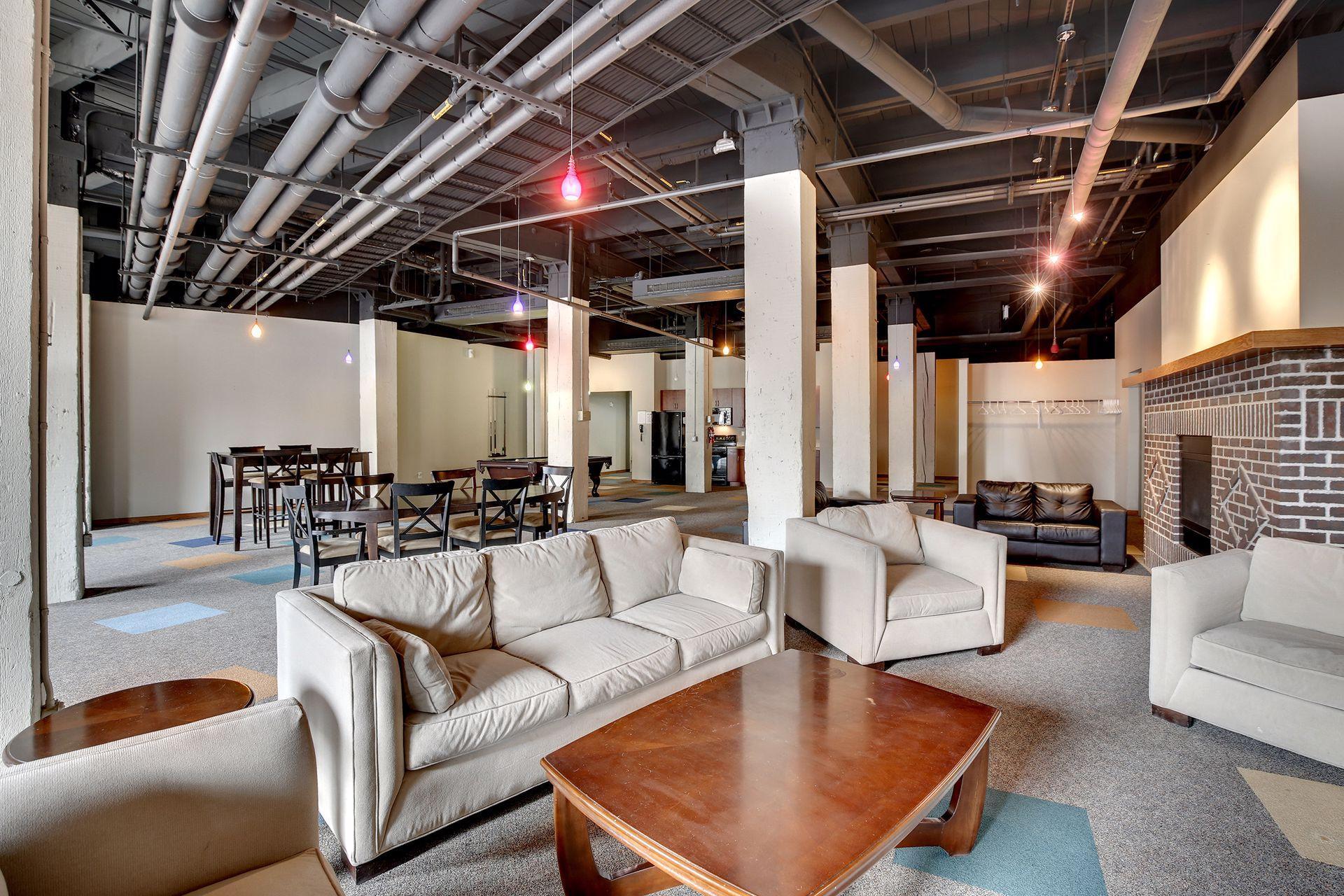 404 Washington Avenue N Unit: 403