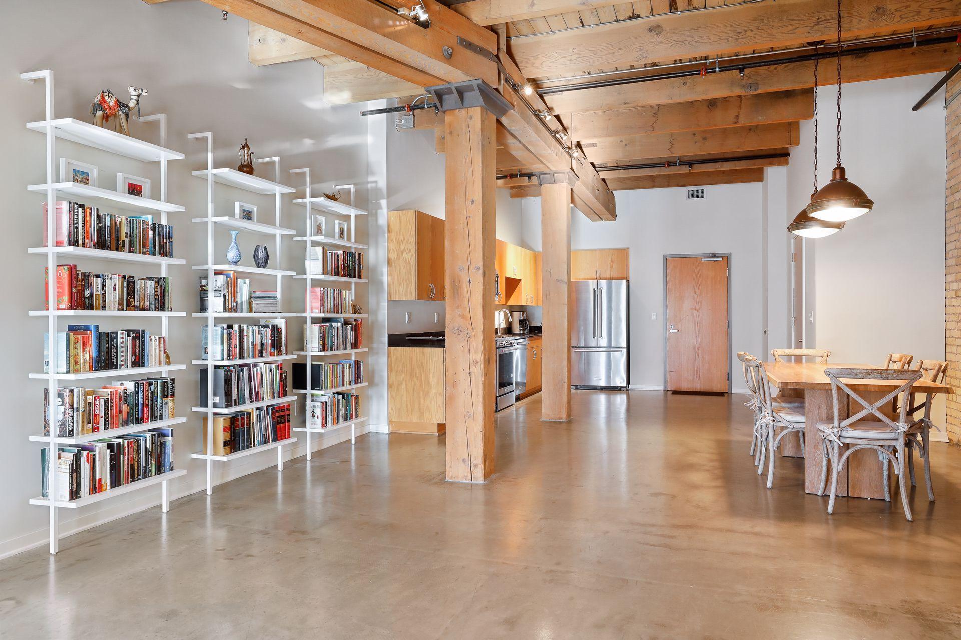 404 Washington Avenue N Unit: 403