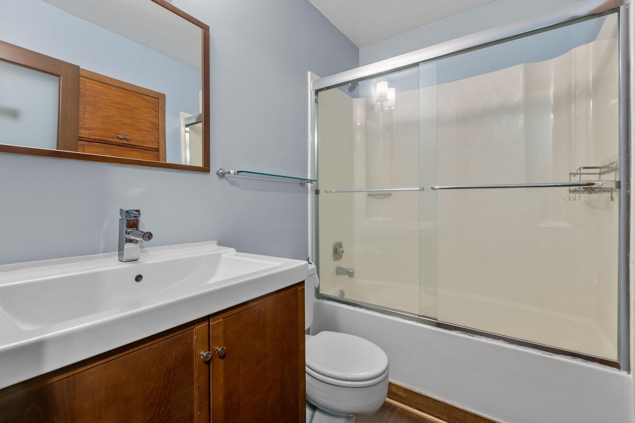 121 Washington Avenue S Unit: 1305