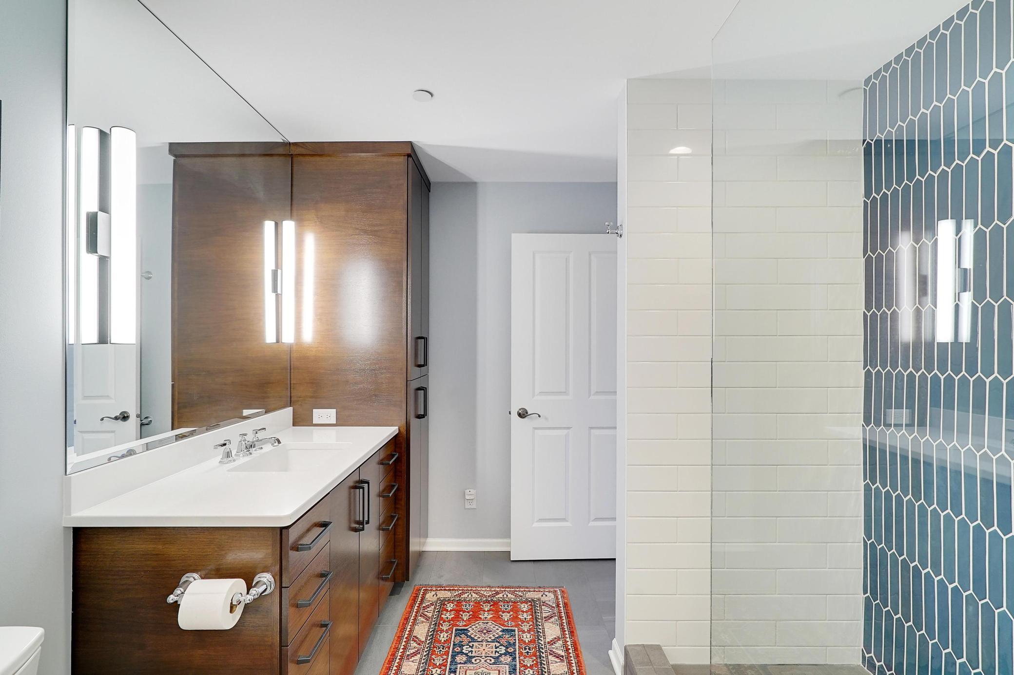 500 E Grant Street Unit: 1709