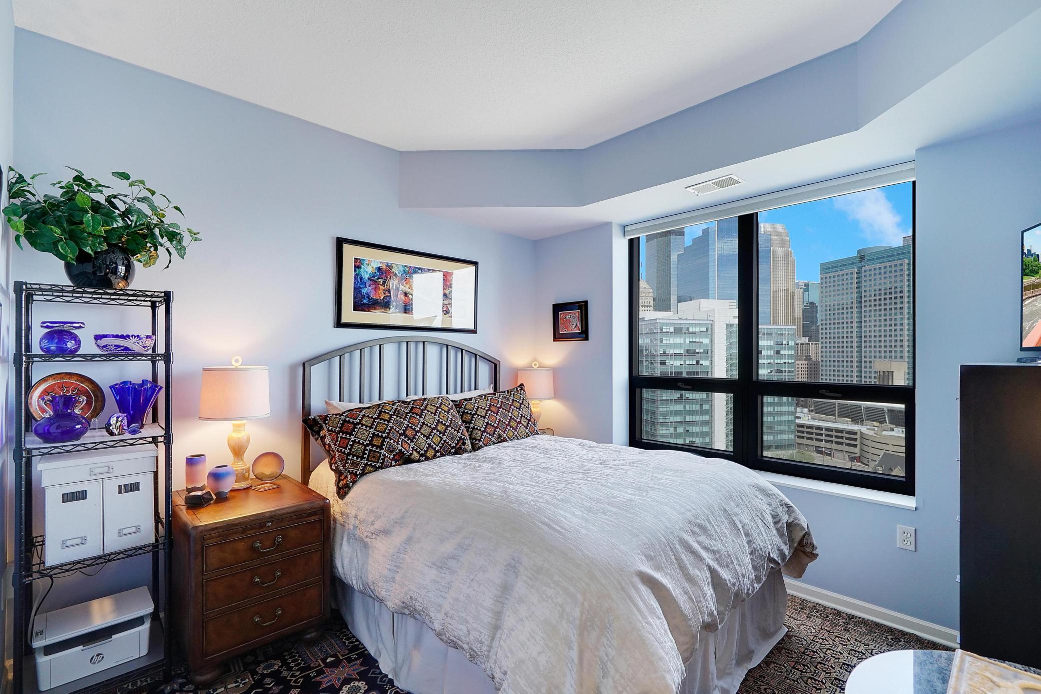500 E Grant Street Unit: 1709