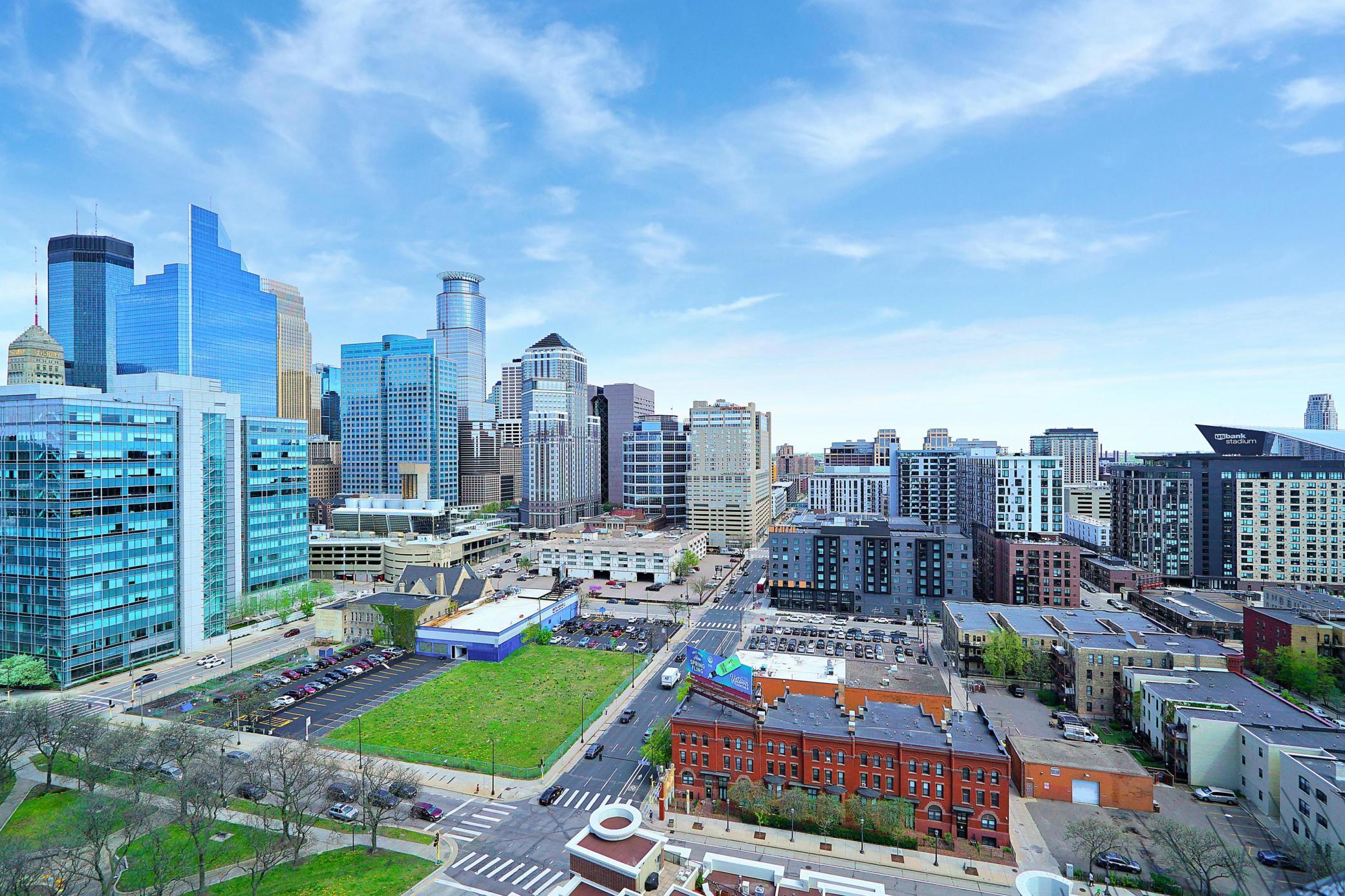 500 E Grant Street Unit: 1709