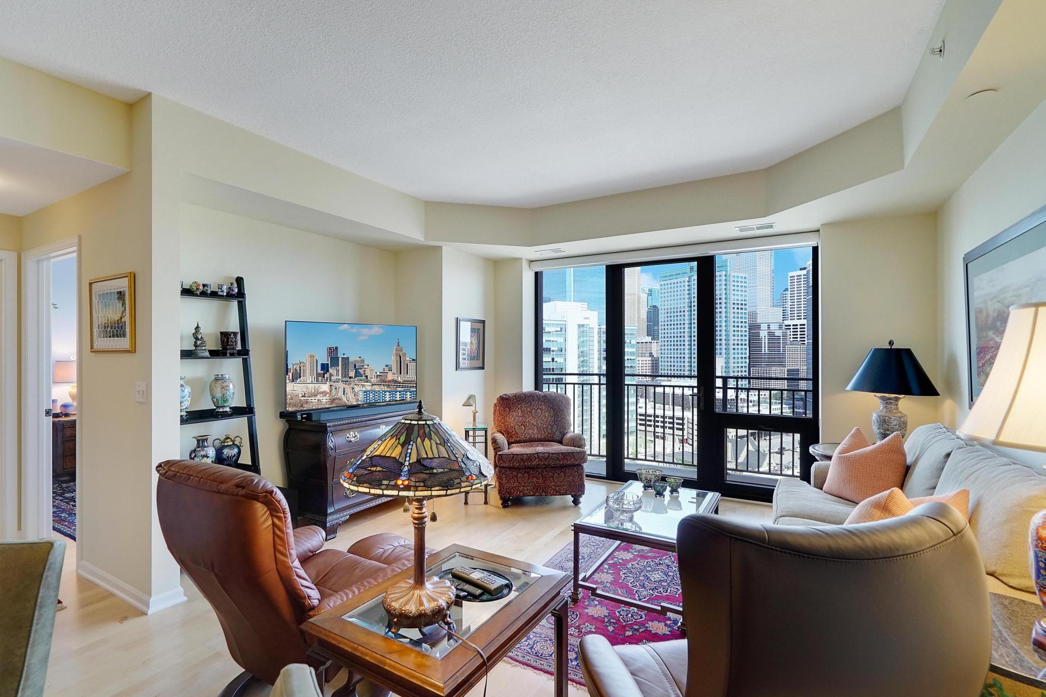500 E Grant Street Unit: 1709