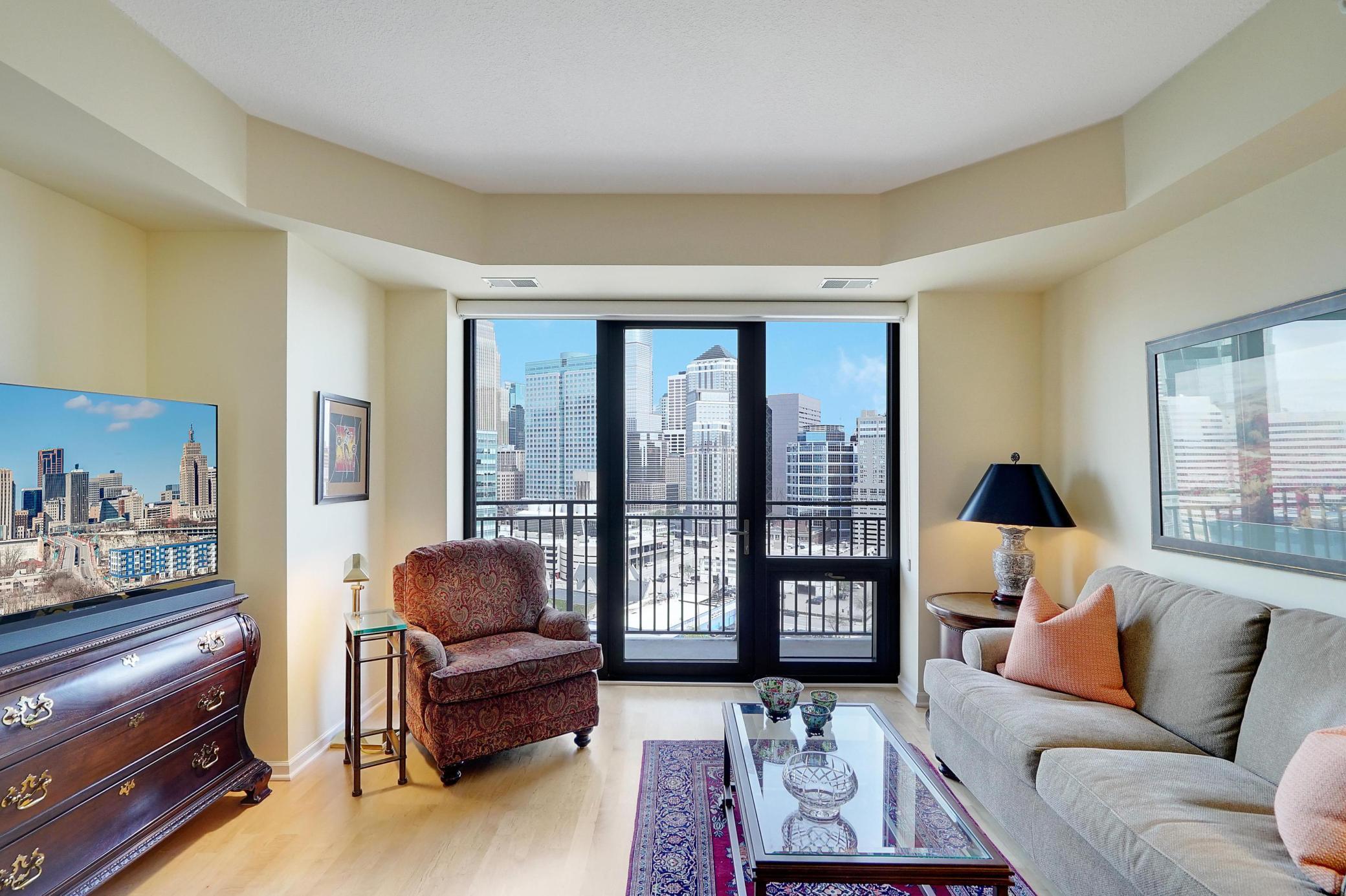 500 E Grant Street Unit: 1709
