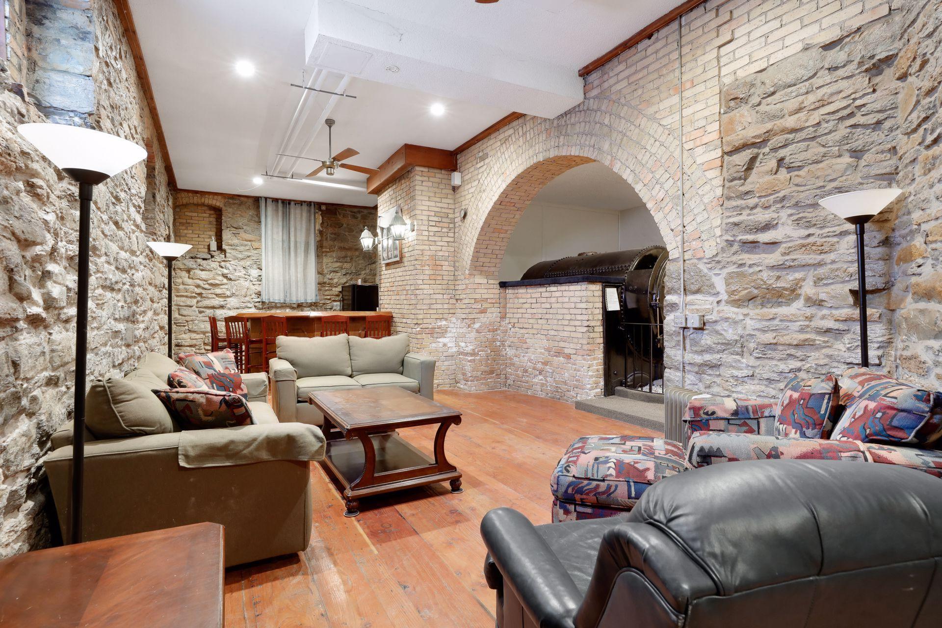 609 S 9th Street Unit: 1