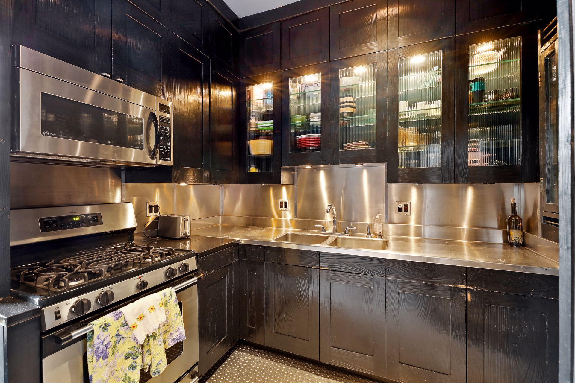 609 S 9th Street Unit: 1