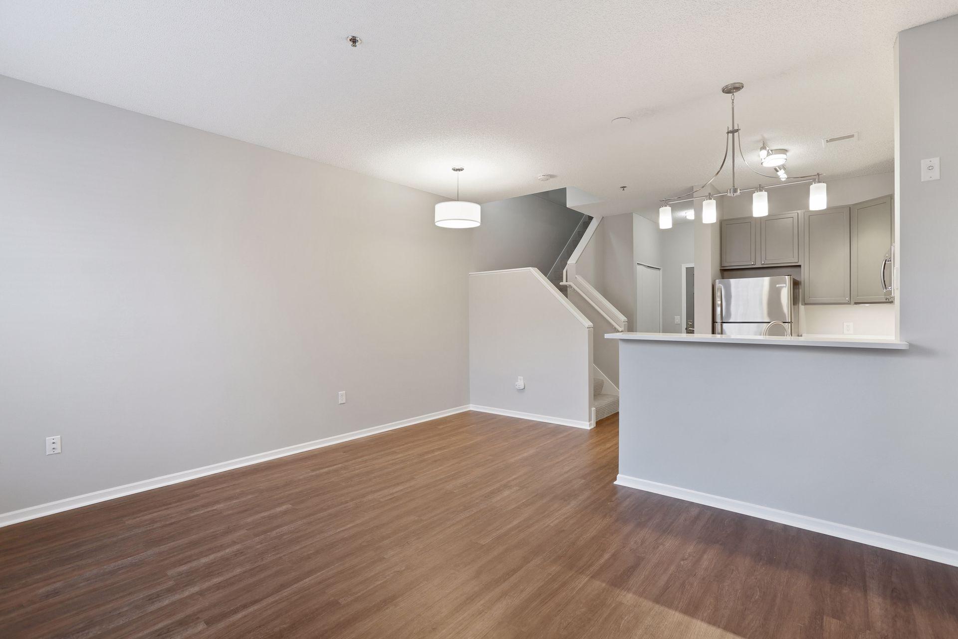 645 N 1st Street Unit: 105