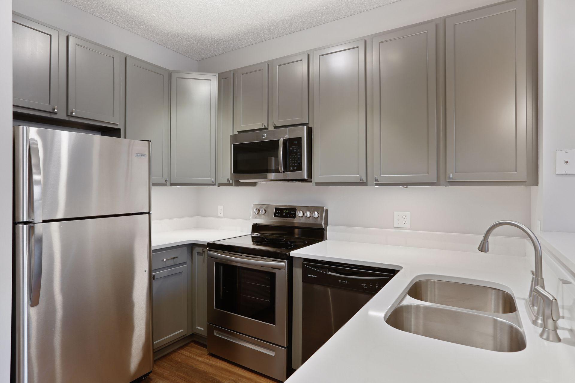 645 N 1st Street Unit: 105