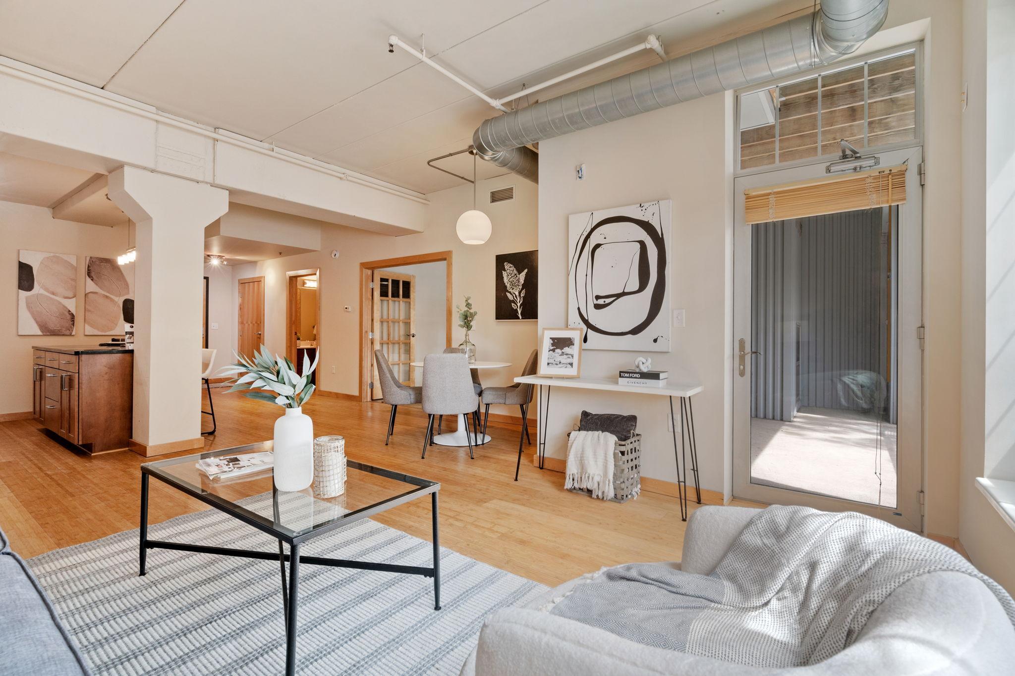 521 2nd Street SE Unit: 102