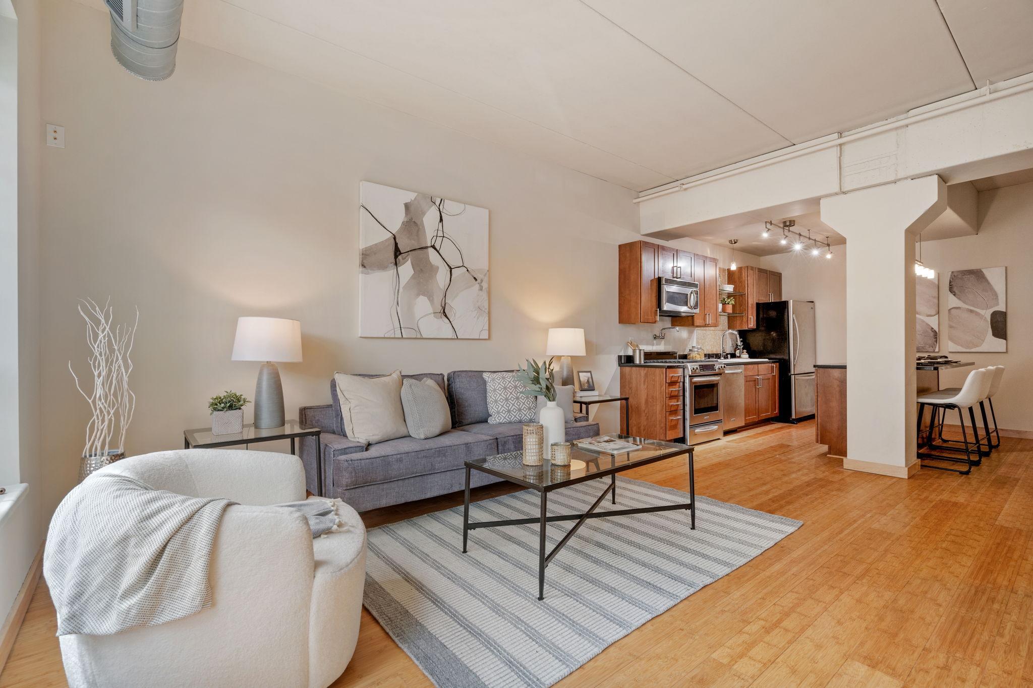 521 2nd Street SE Unit: 102