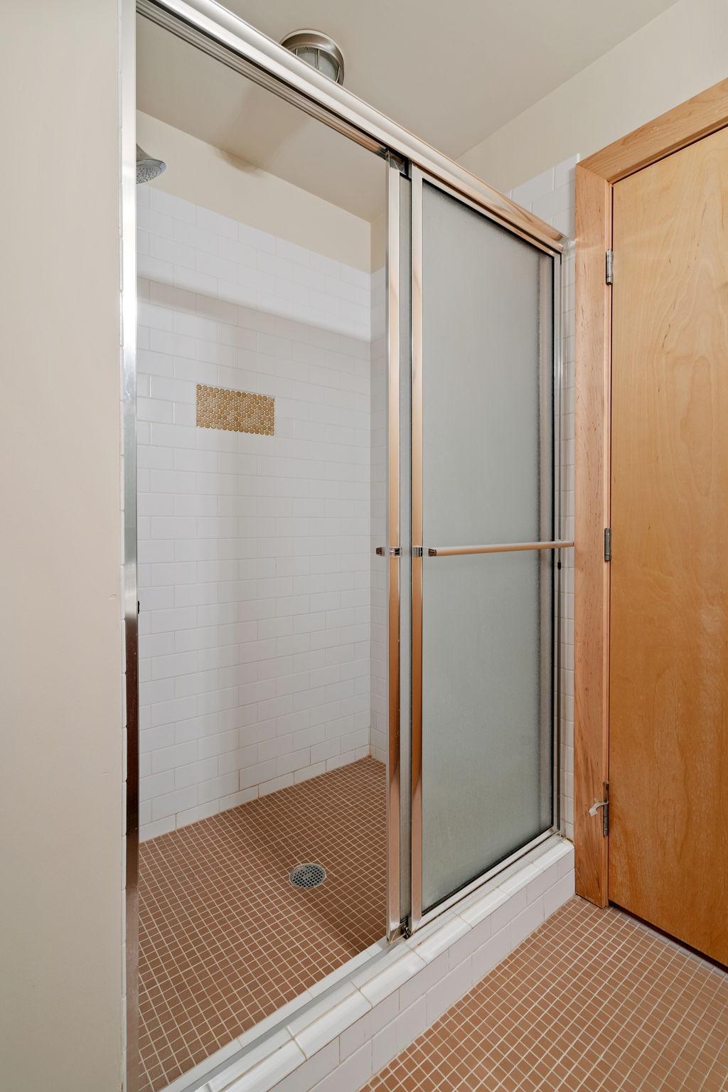 521 2nd Street SE Unit: 102