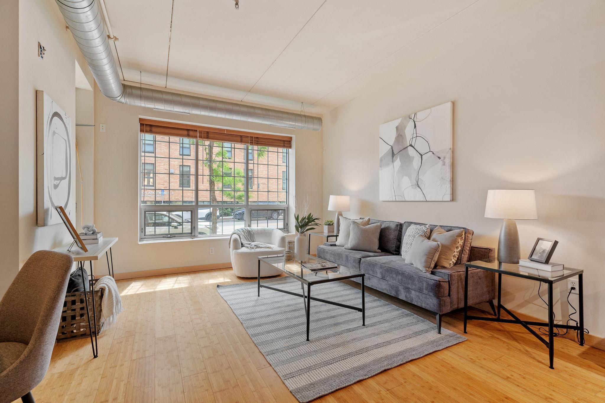 521 2nd Street SE Unit: 102