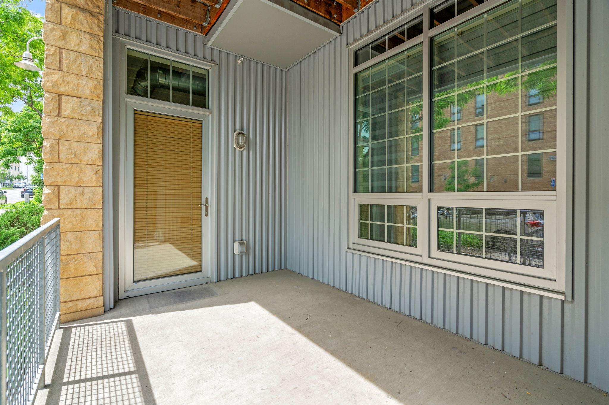 521 2nd Street SE Unit: 102