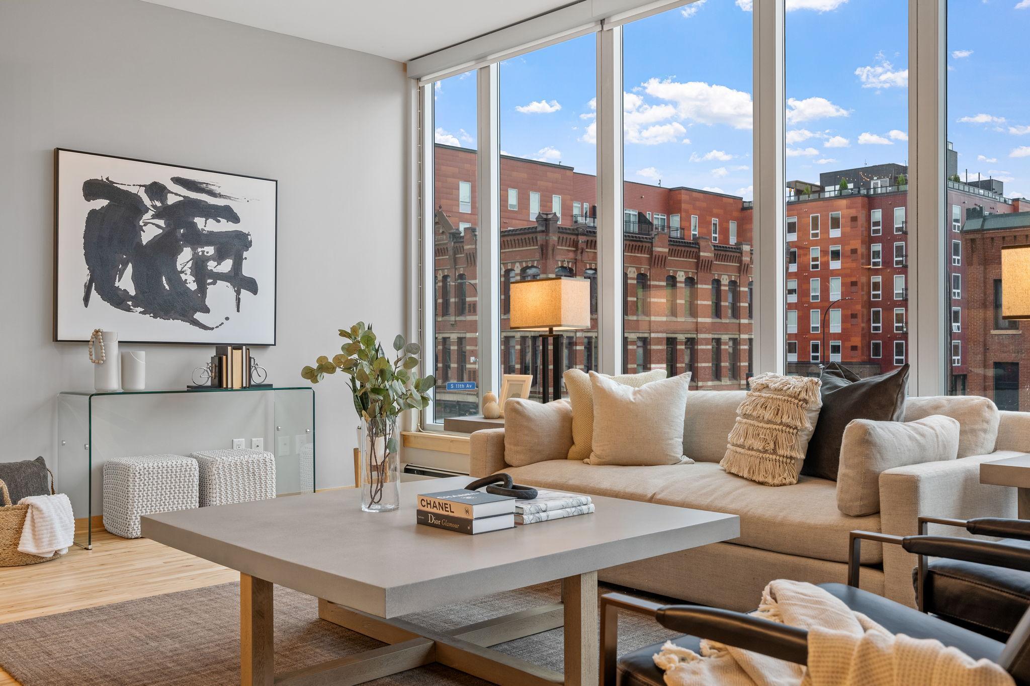 215 10th Avenue S Unit: 336