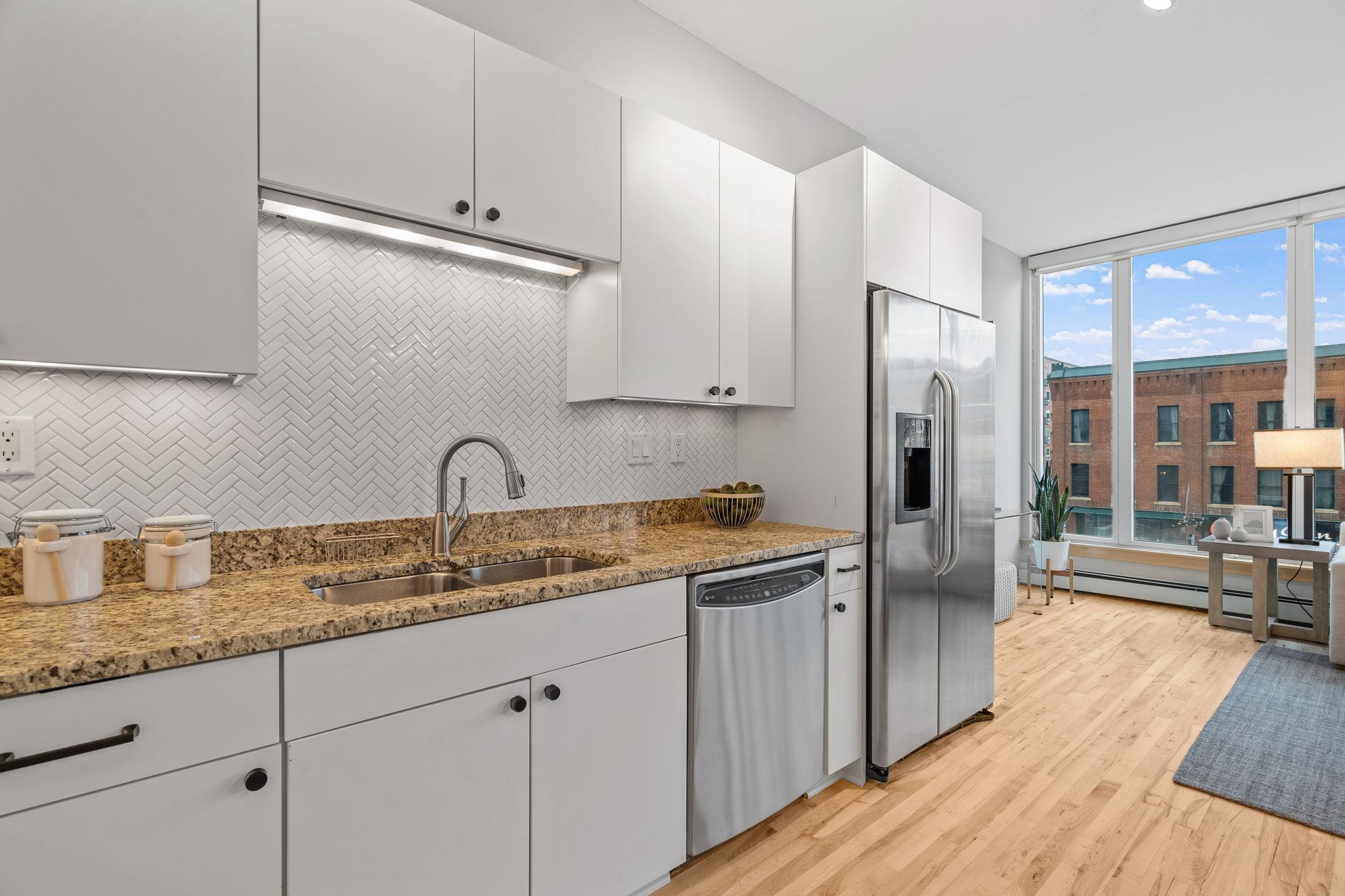 215 10th Avenue S Unit: 336