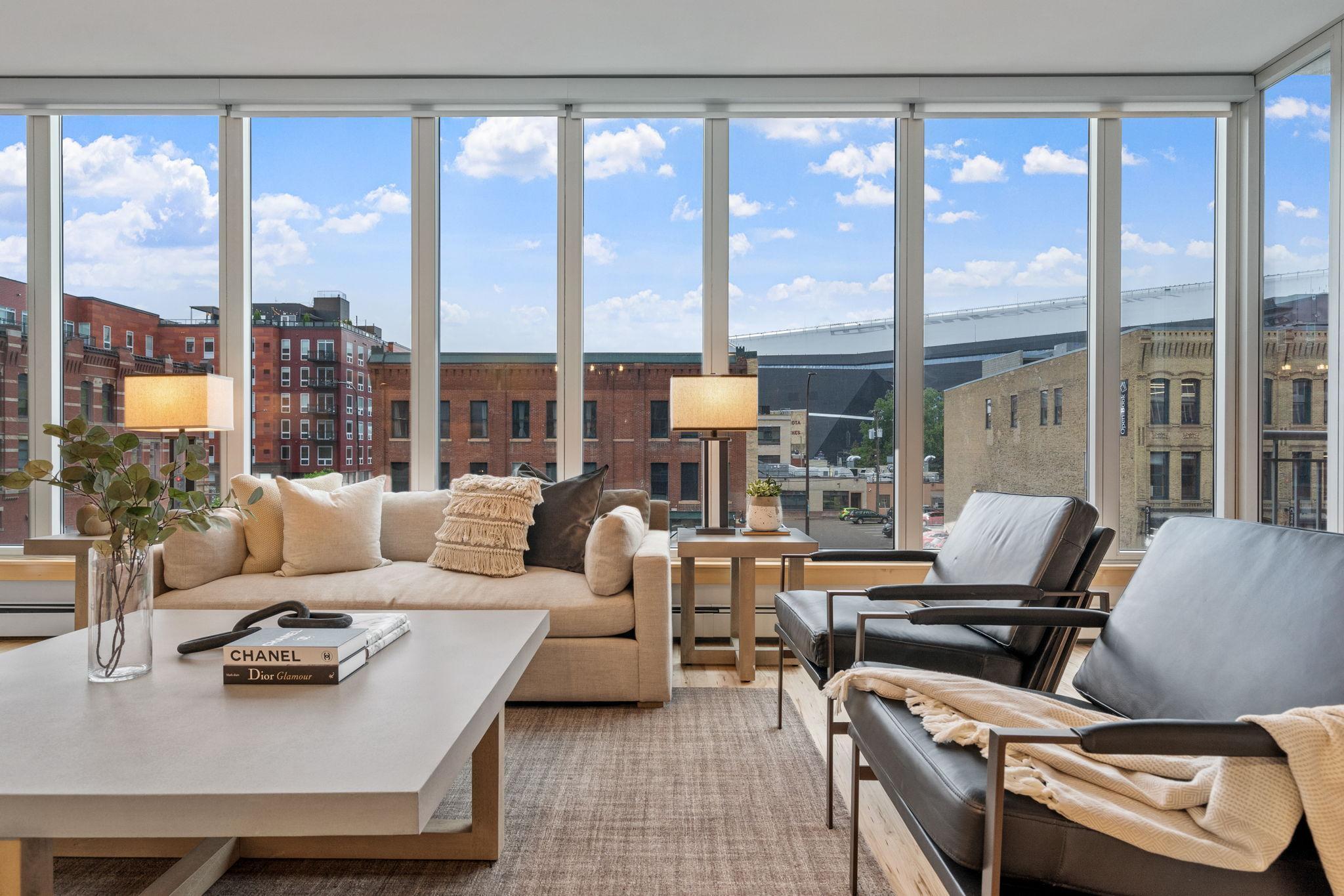 215 10th Avenue S Unit: 336