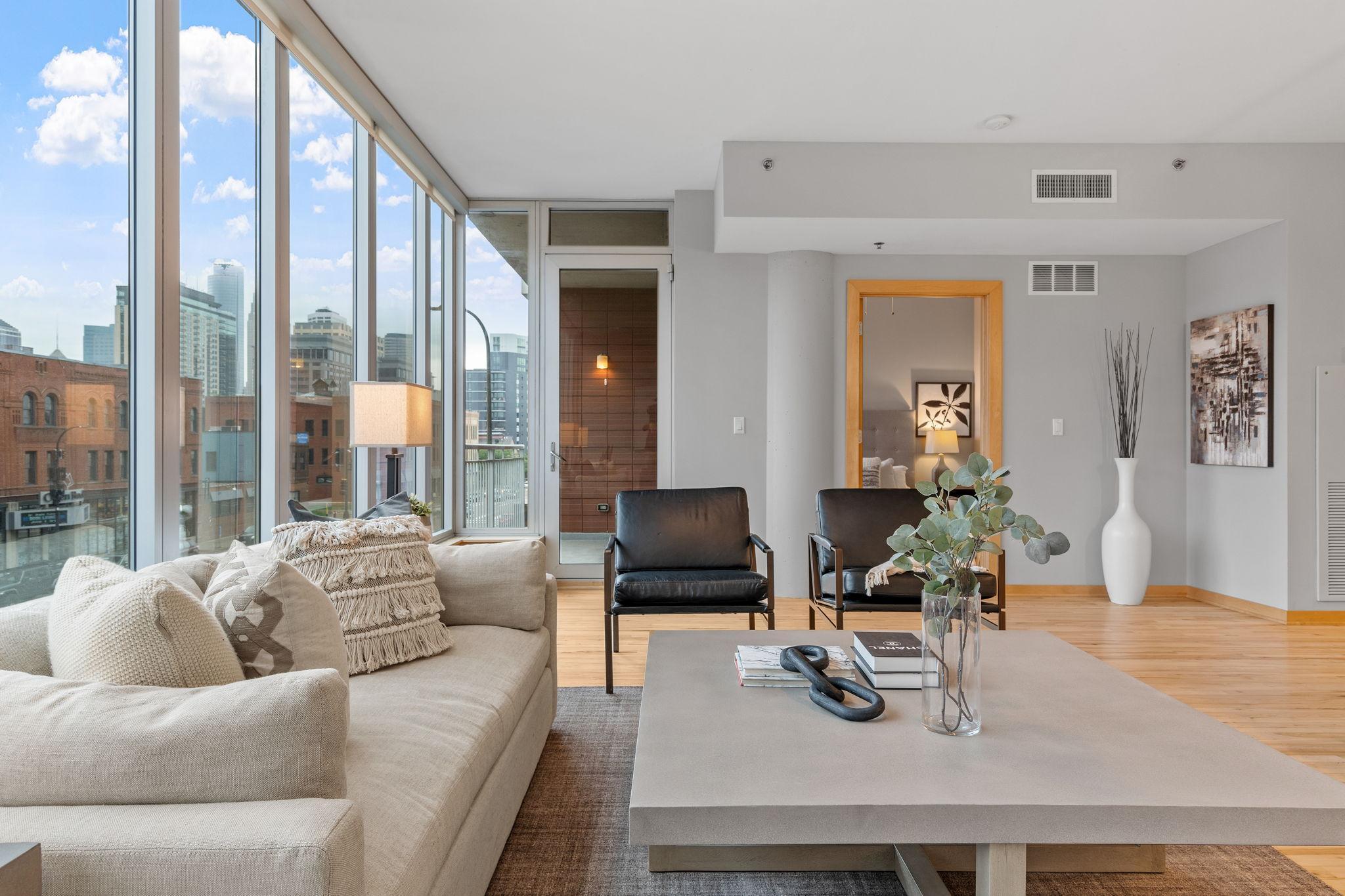 215 10th Avenue S Unit: 336