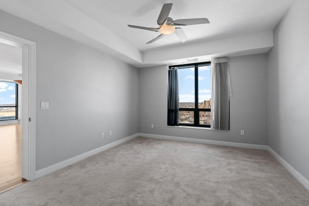 100 3rd Avenue S Unit: 2103