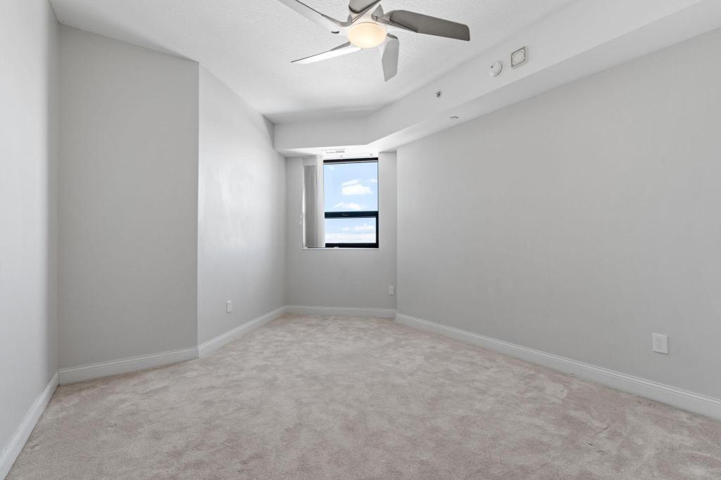 100 3rd Avenue S Unit: 2103