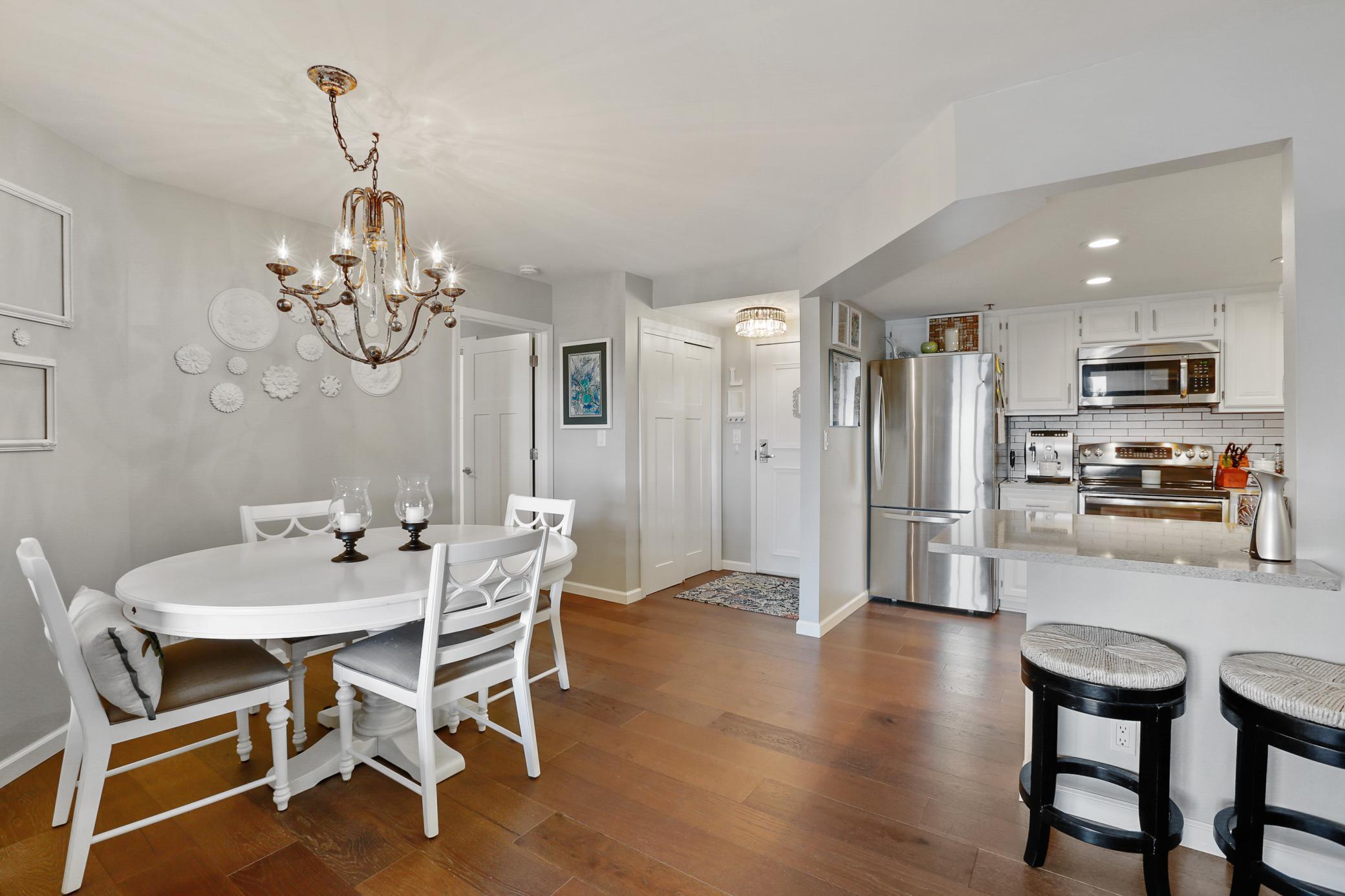 20 2nd Street NE Unit: P2705