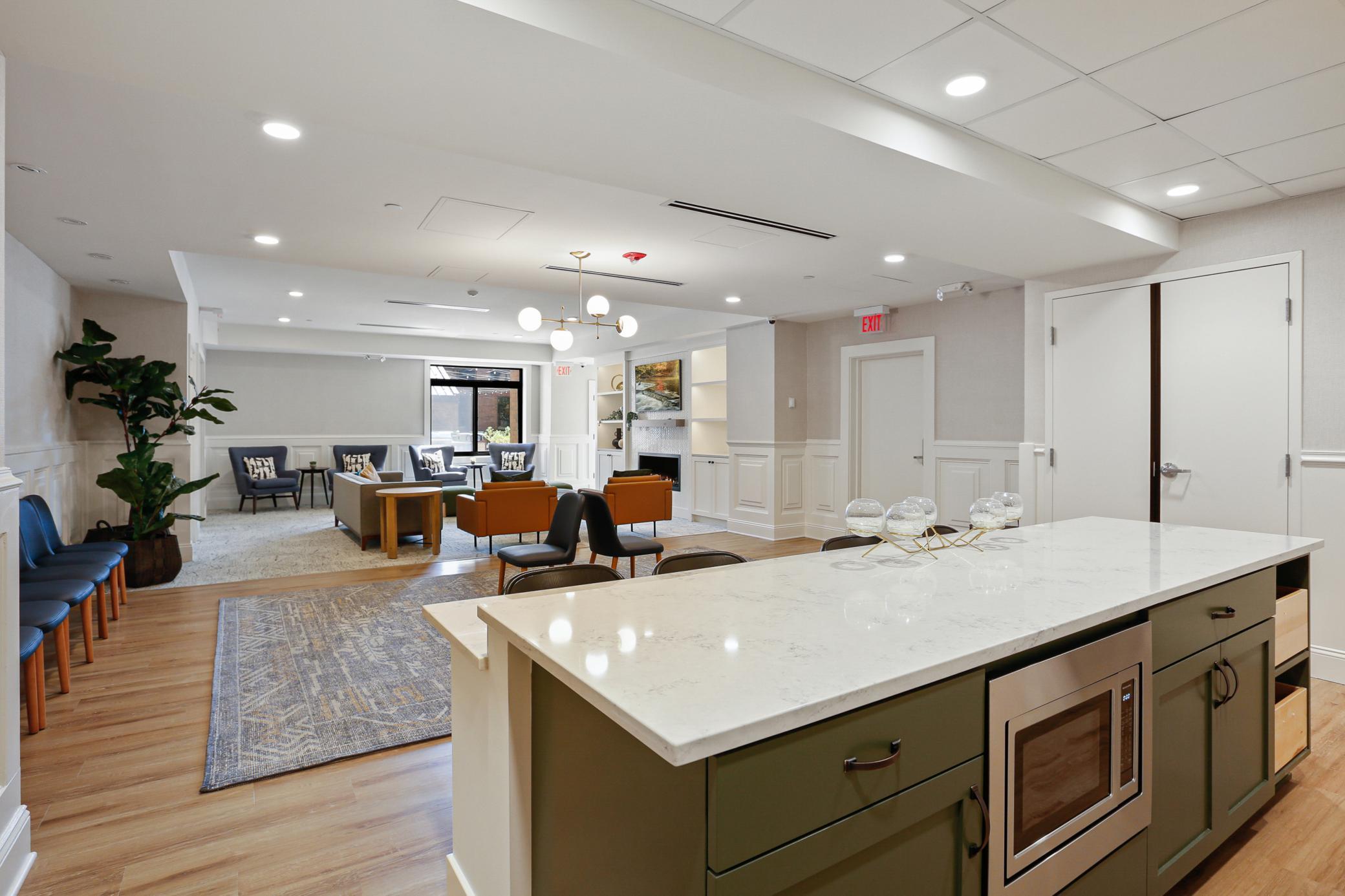 20 2nd Street NE Unit: P2705