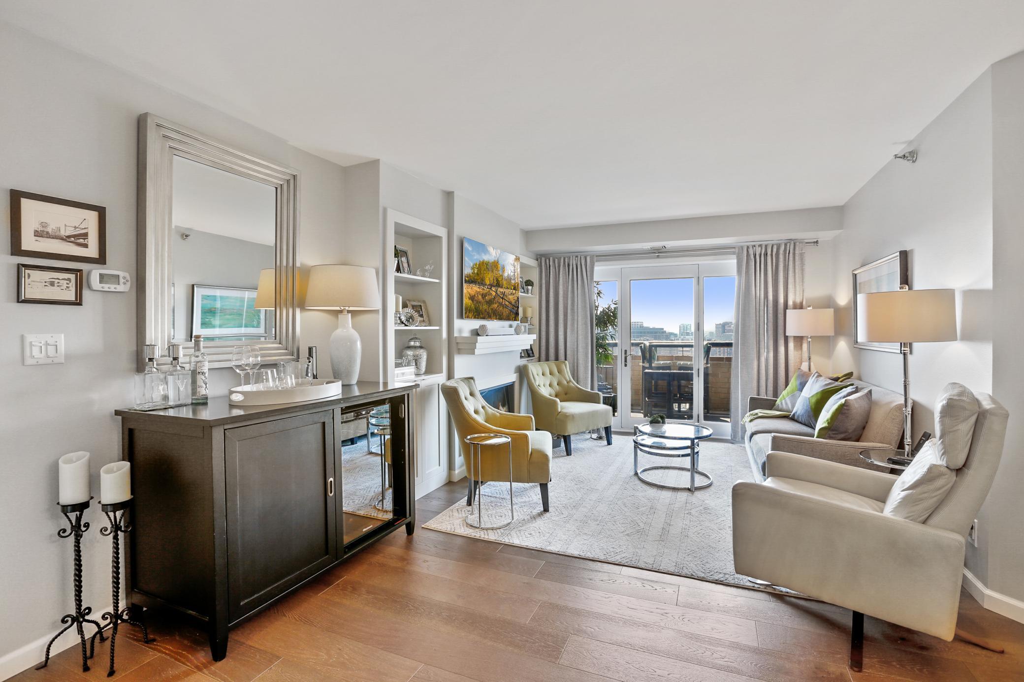 20 2nd Street NE Unit: P2705