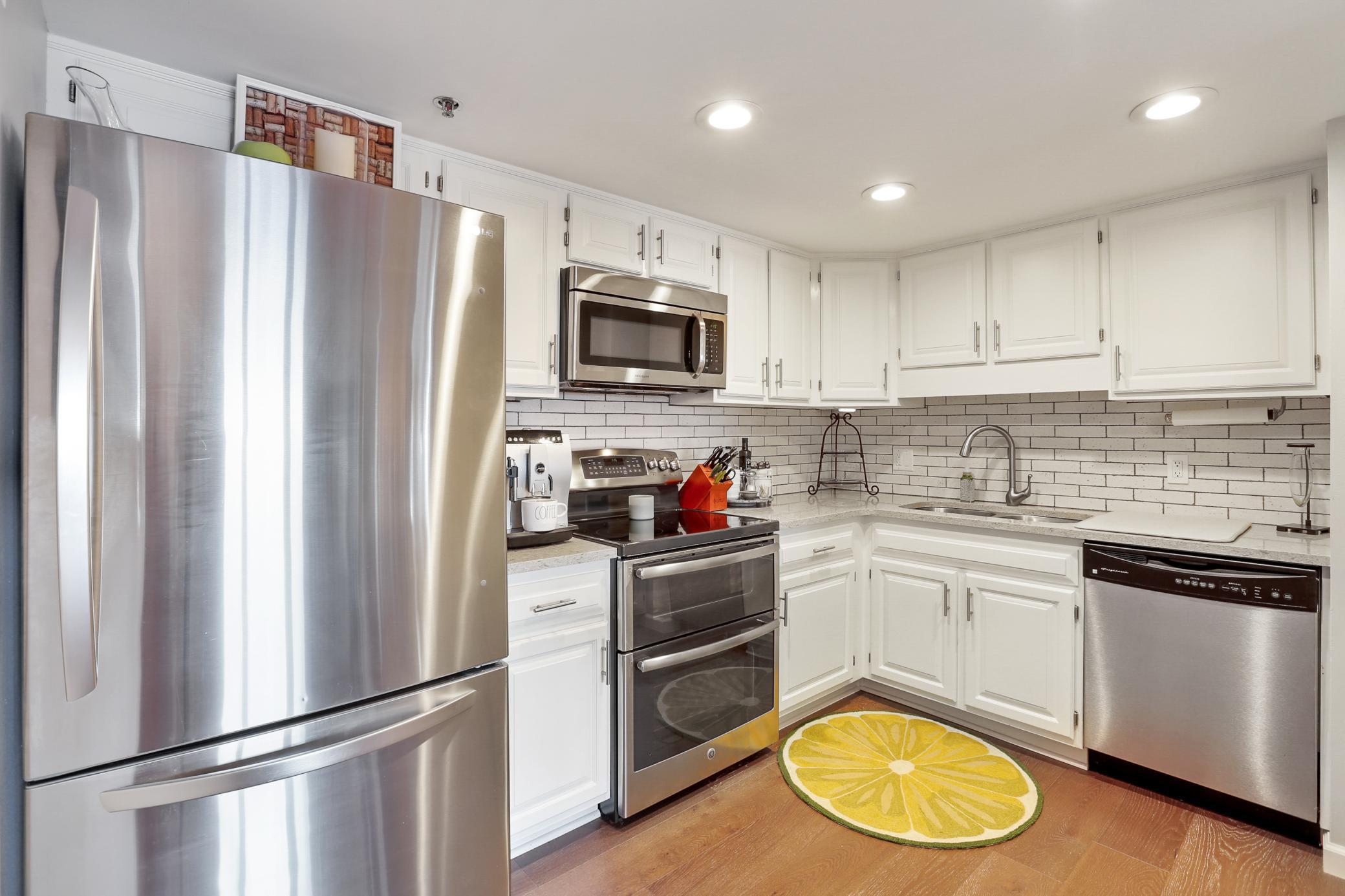 20 2nd Street NE Unit: P2705