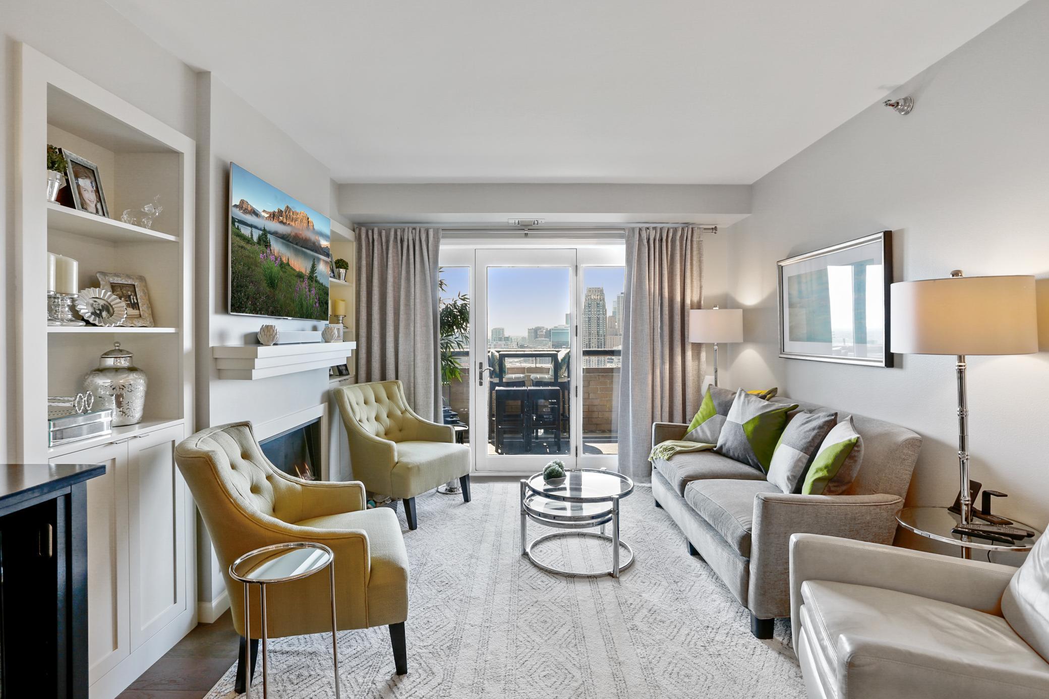 20 2nd Street NE Unit: P2705