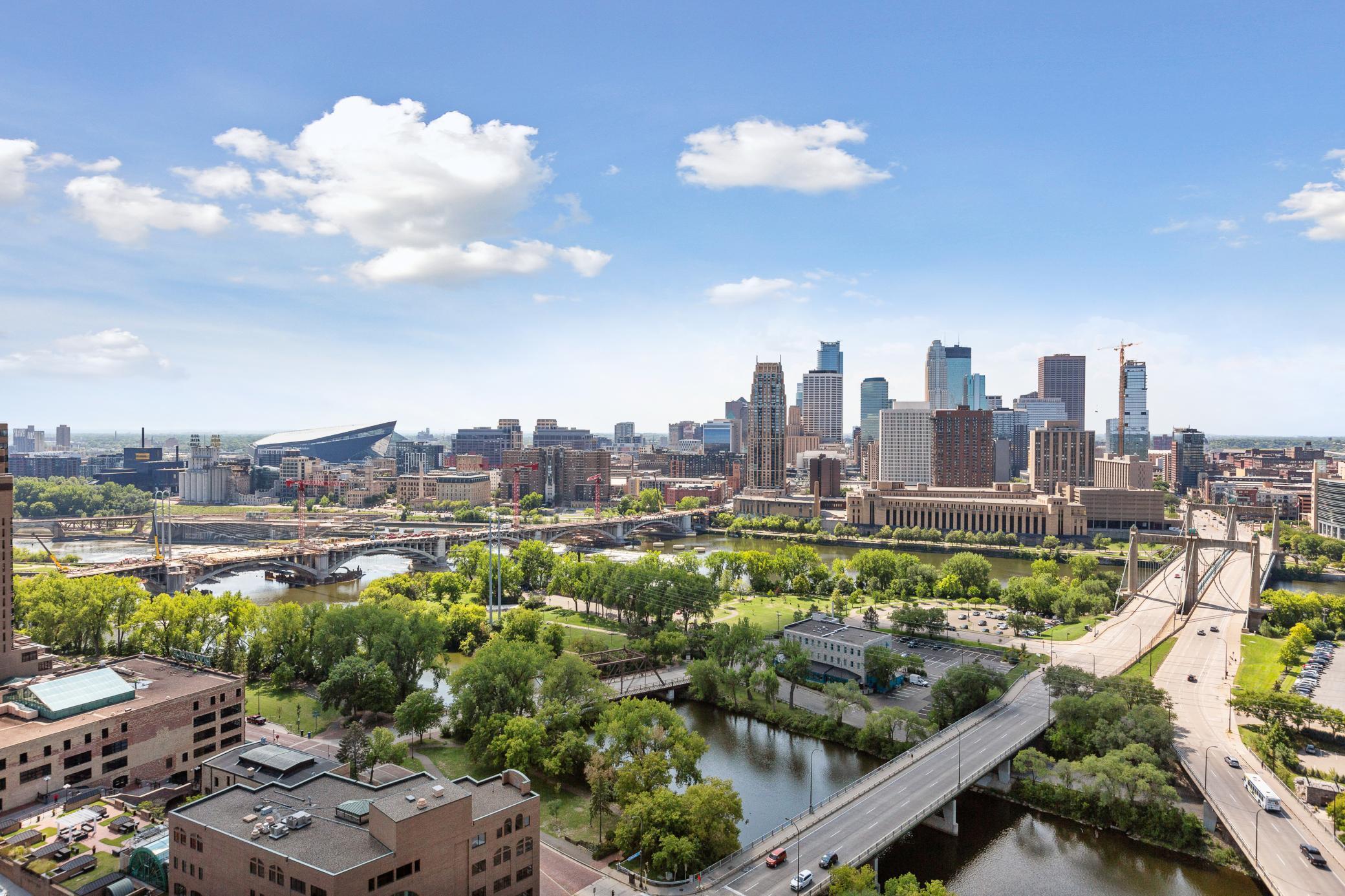 20 2nd Street NE Unit: P2705