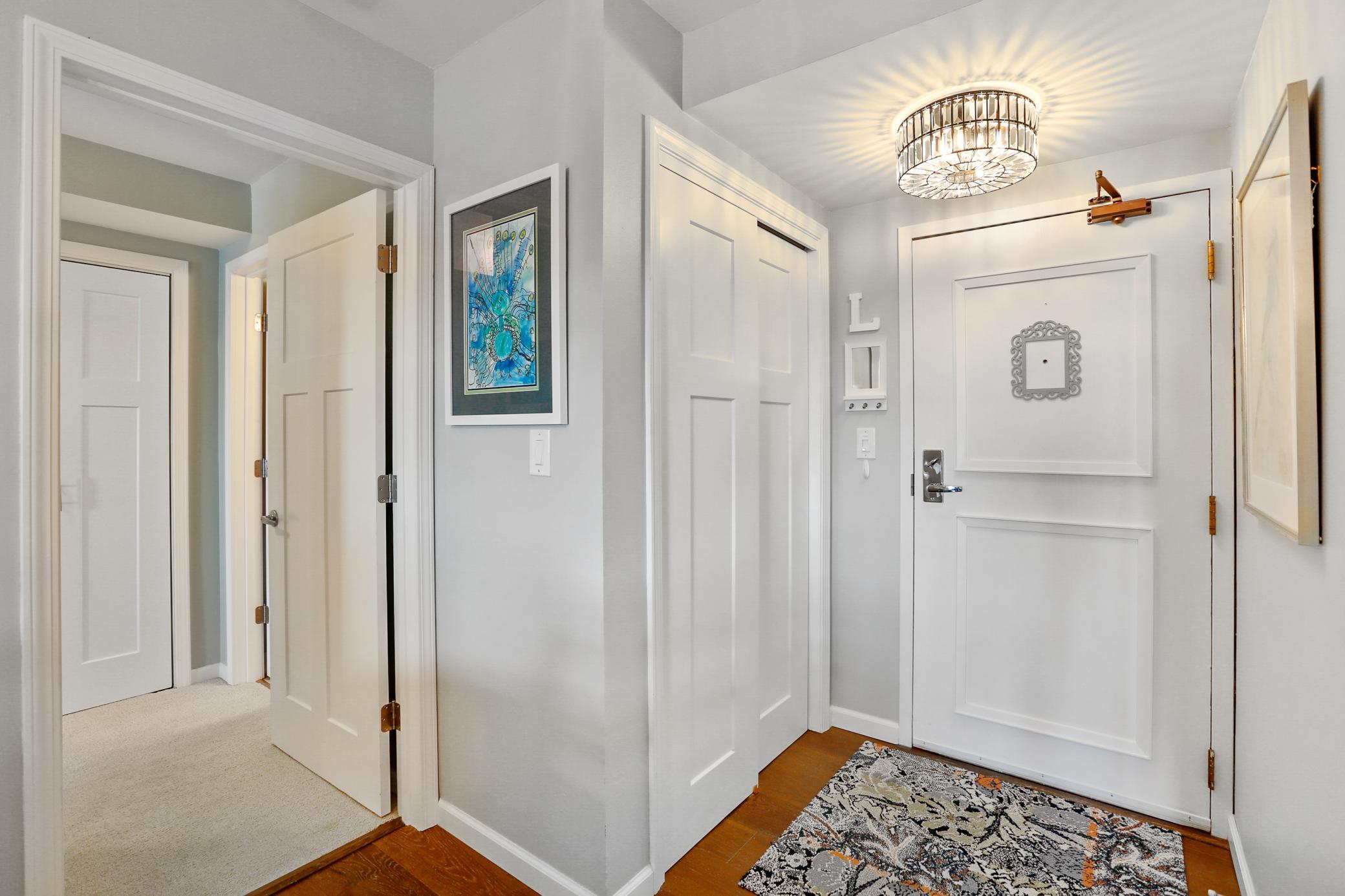 20 2nd Street NE Unit: P2705