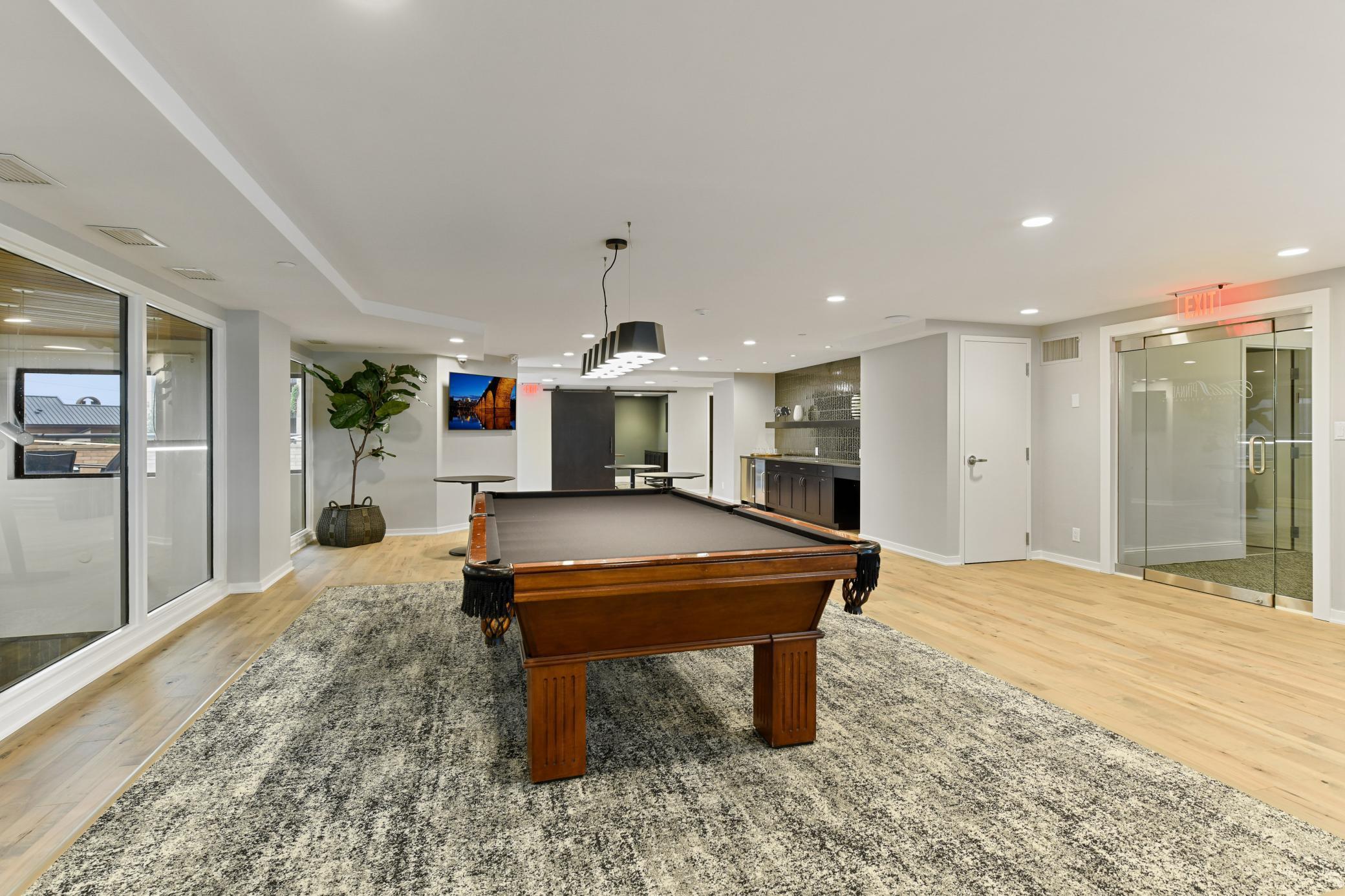 20 2nd Street NE Unit: P2705