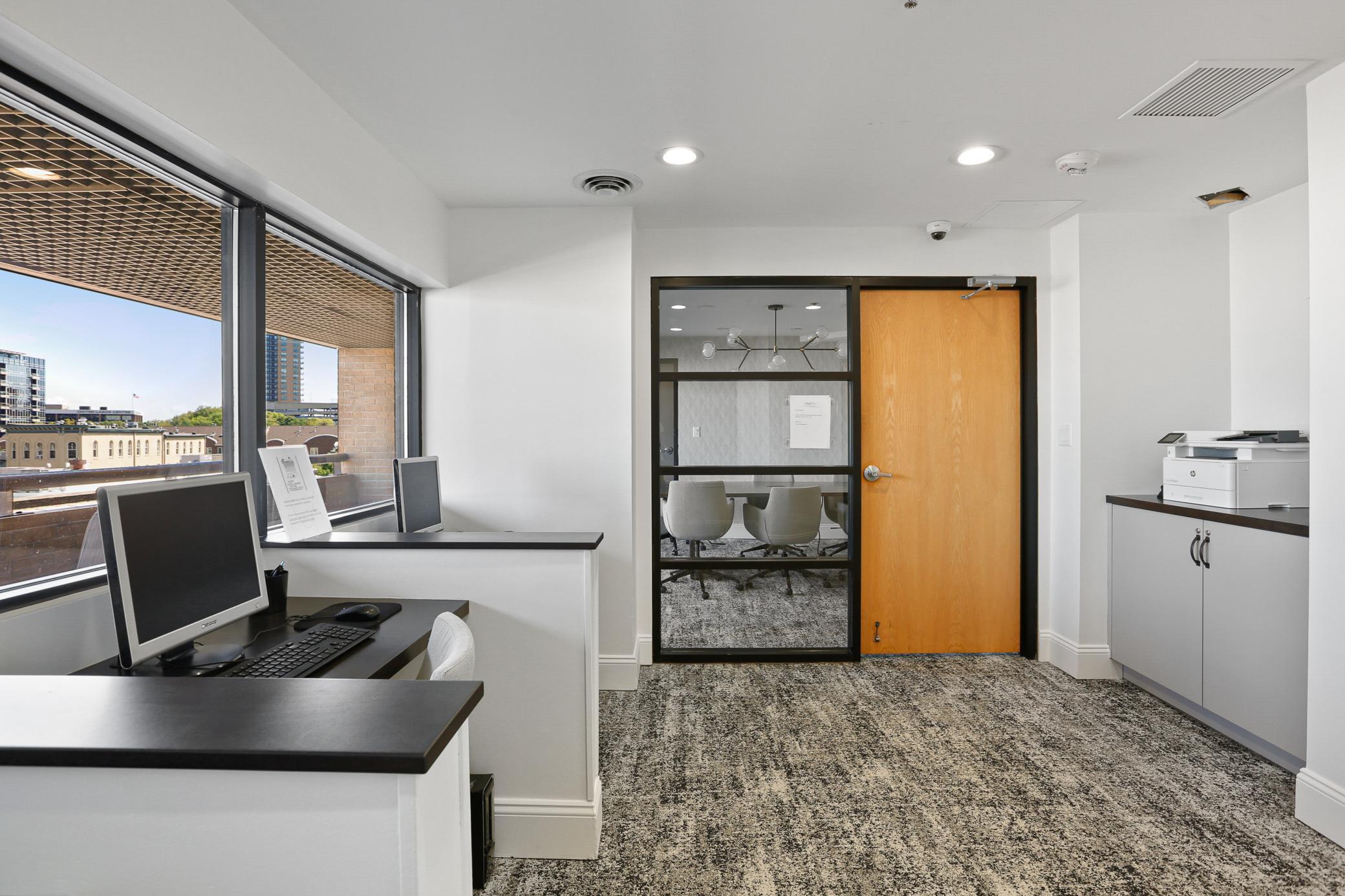 20 2nd Street NE Unit: P2705