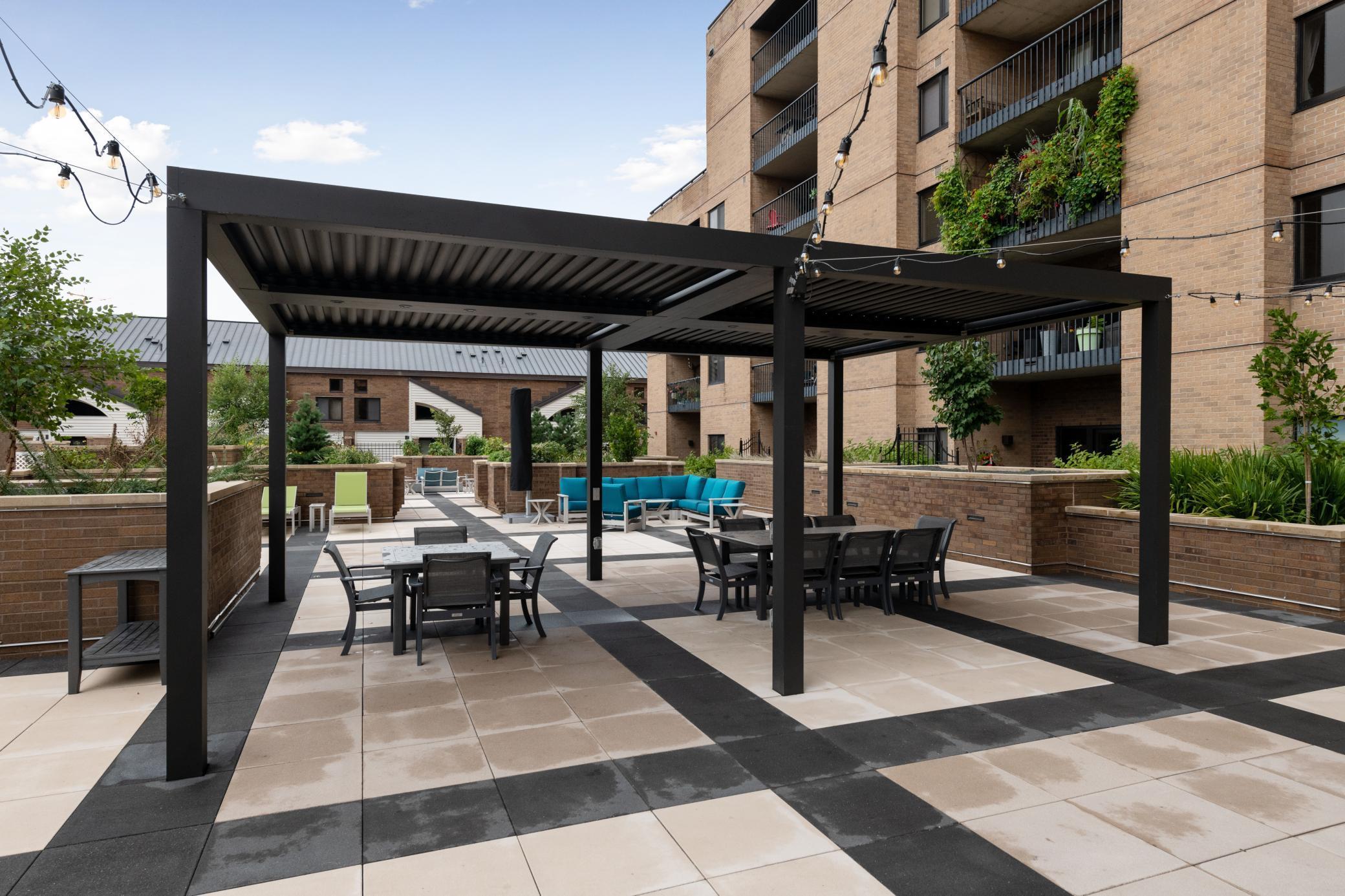 20 2nd Street NE Unit: P2705