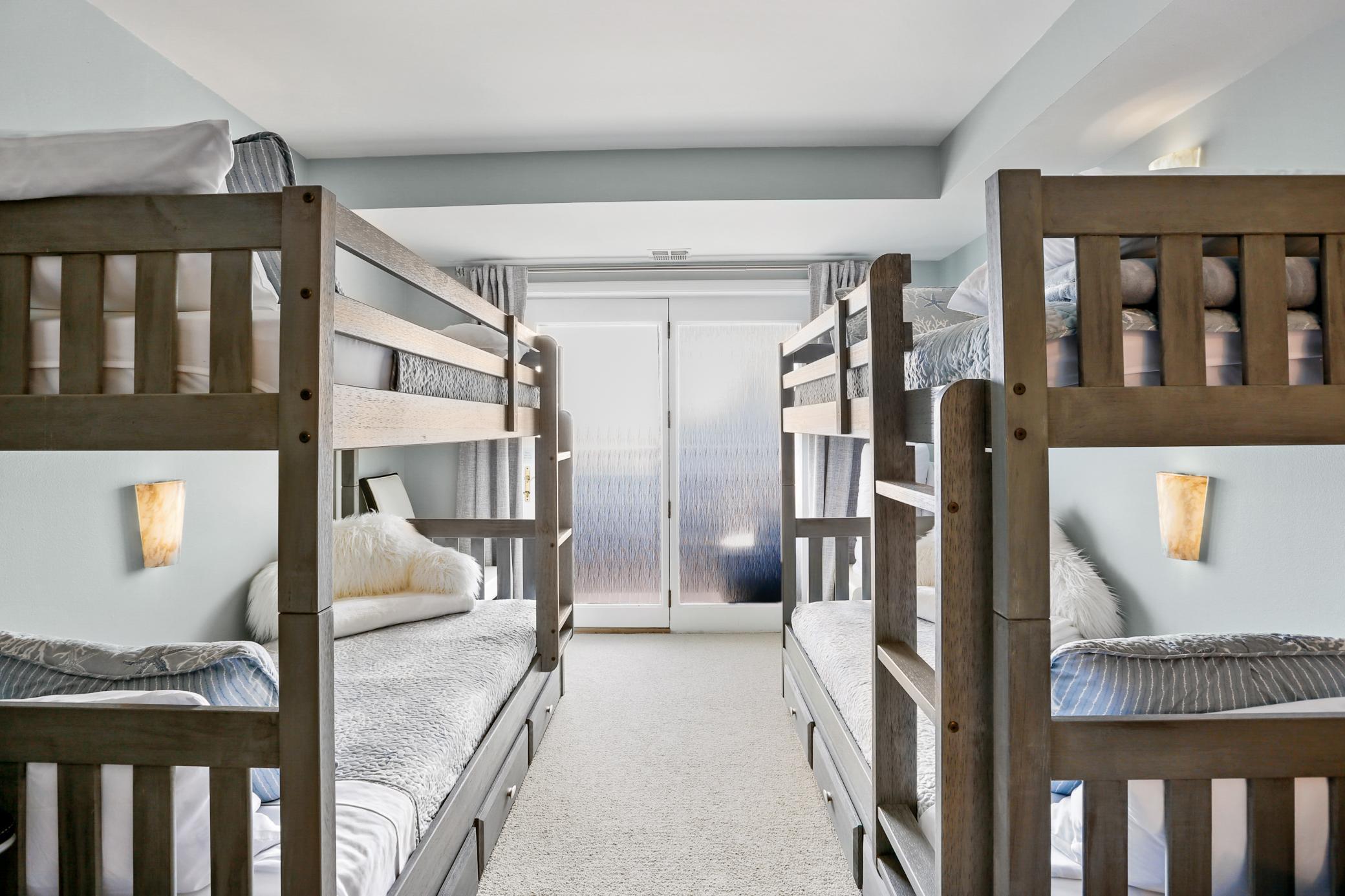 20 2nd Street NE Unit: P2705