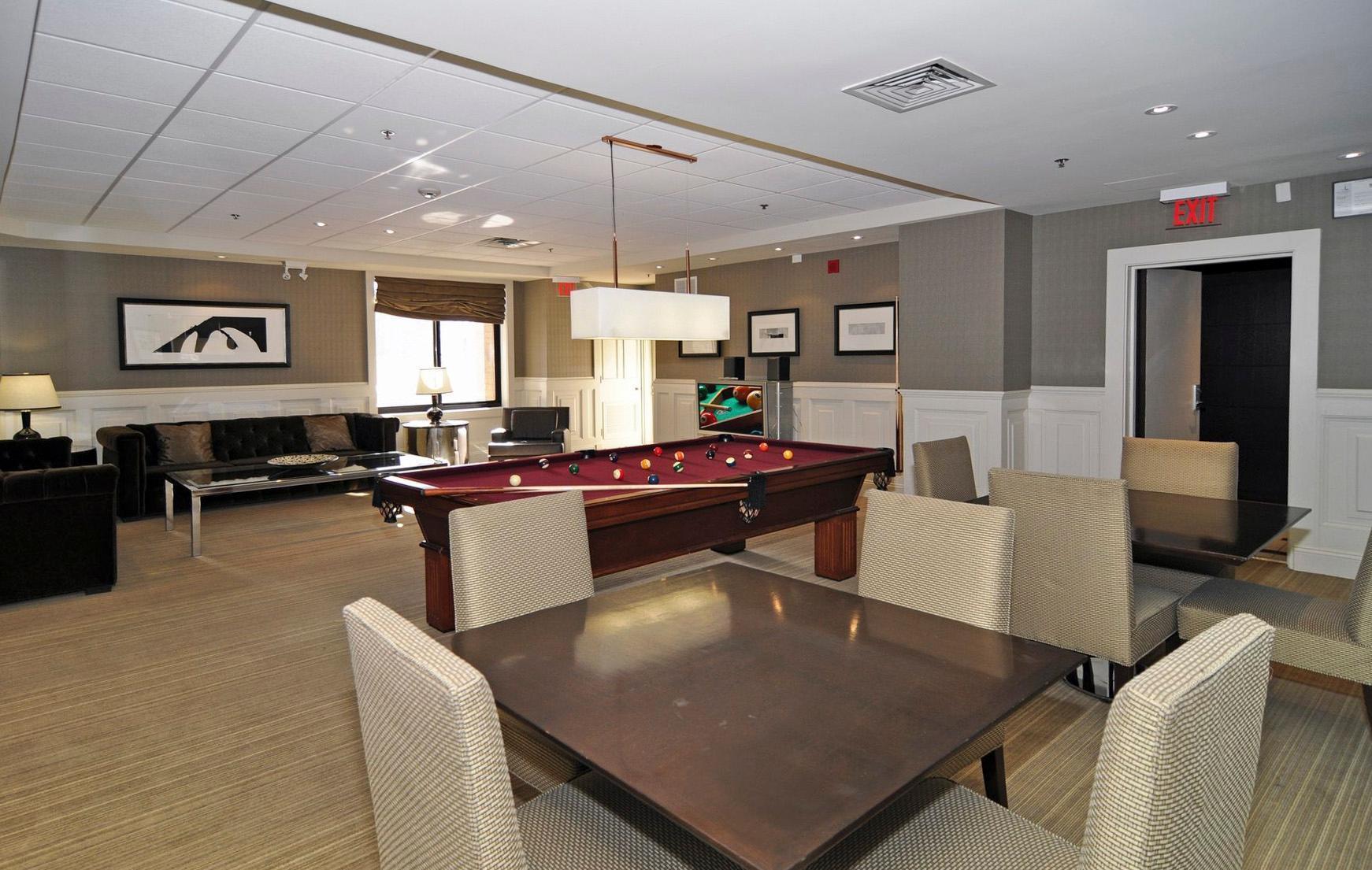 20 2nd Street NE Unit: P2705