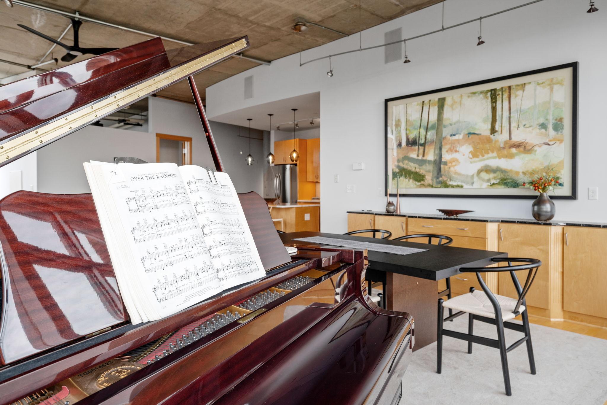 150 2nd Street NE Unit: B614