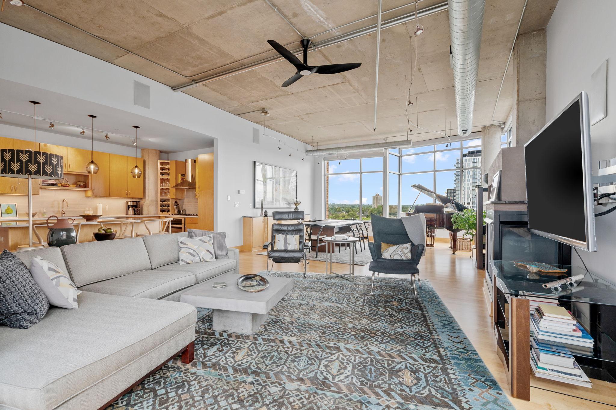 150 2nd Street NE Unit: B614