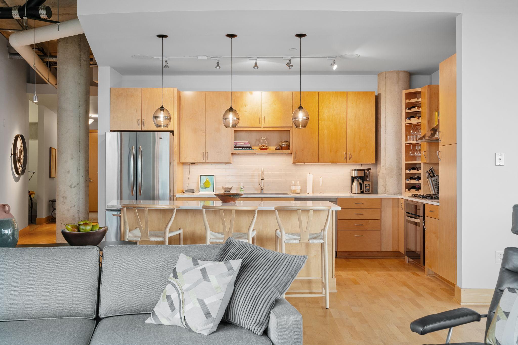 150 2nd Street NE Unit: B614