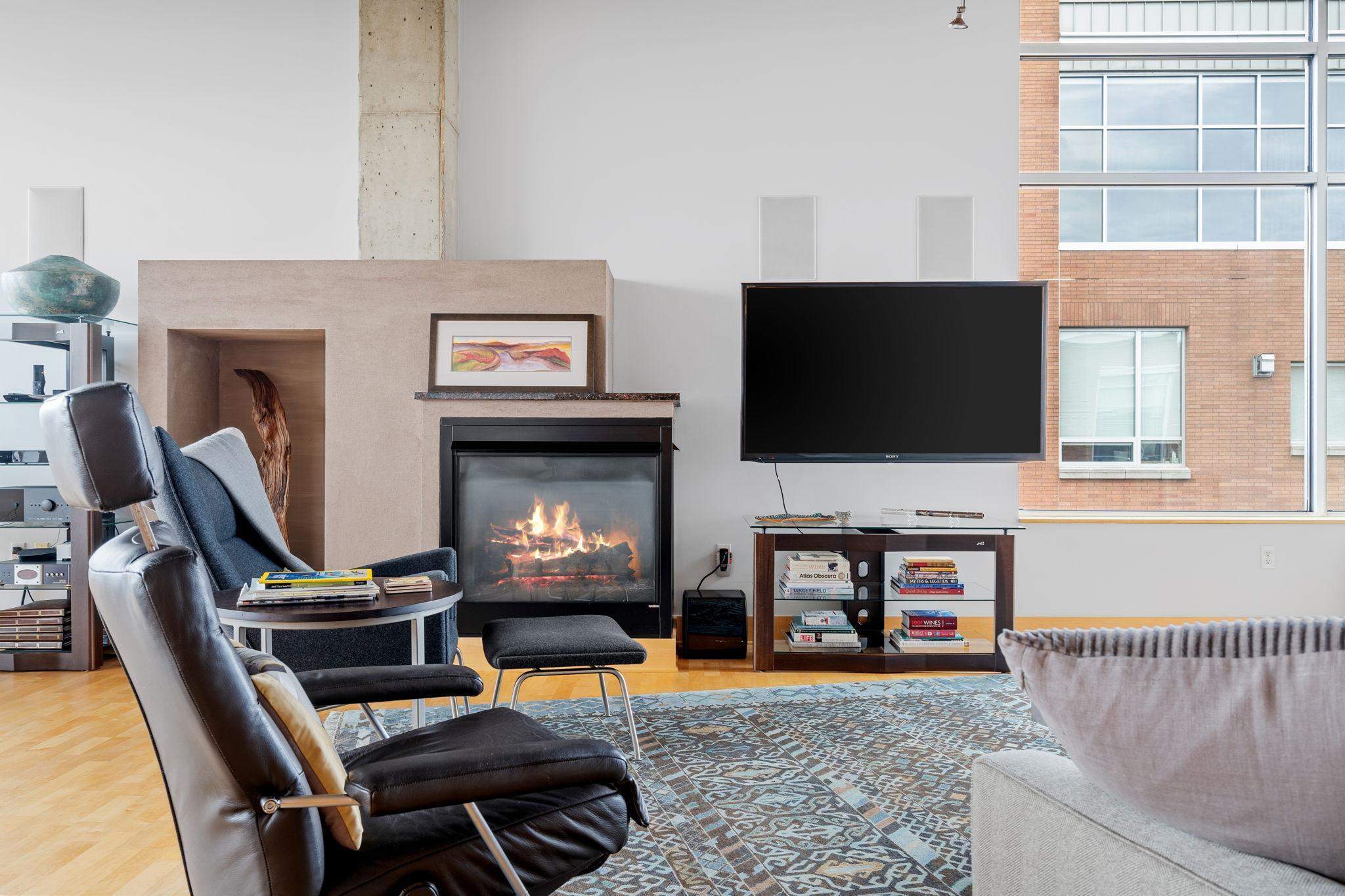 150 2nd Street NE Unit: B614