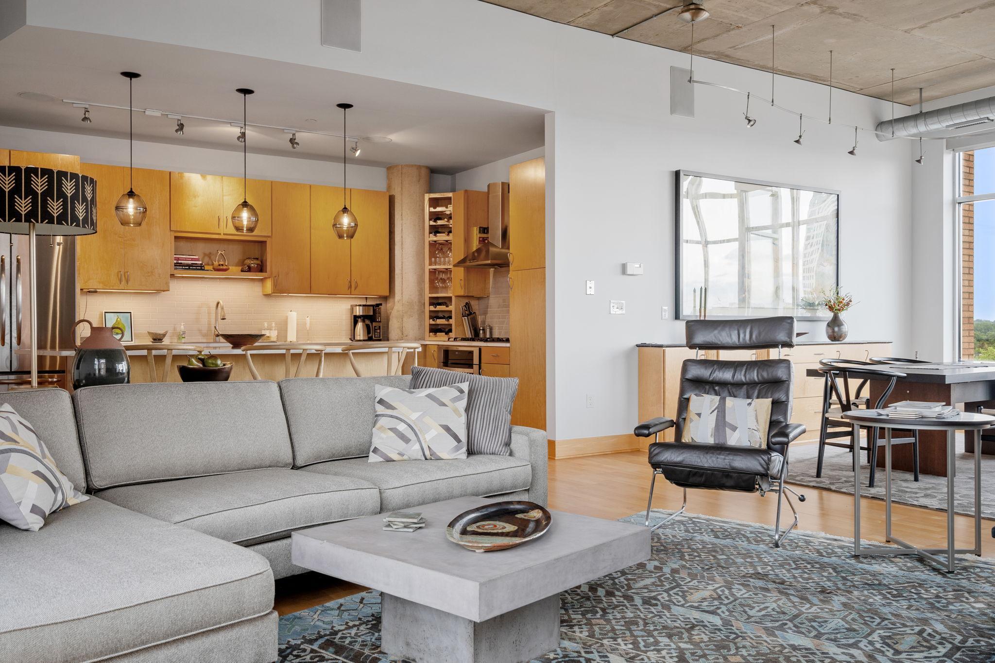 150 2nd Street NE Unit: B614