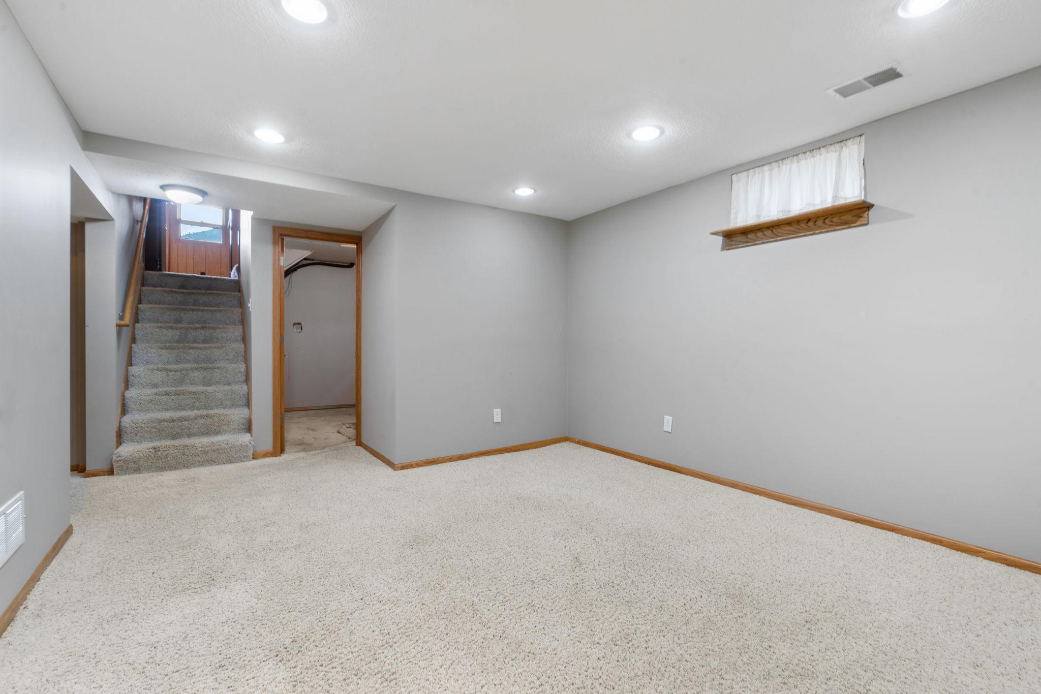 2643 Buchanan Street NE