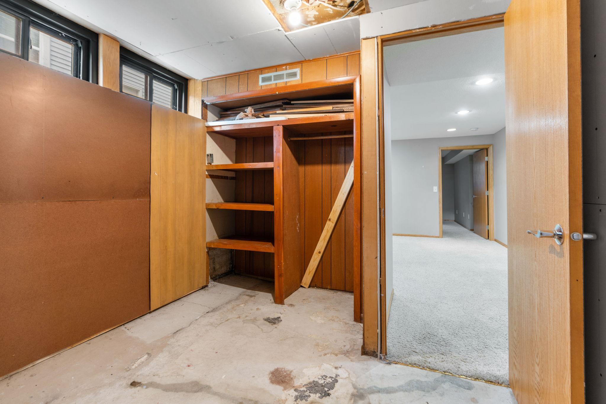 2643 Buchanan Street NE