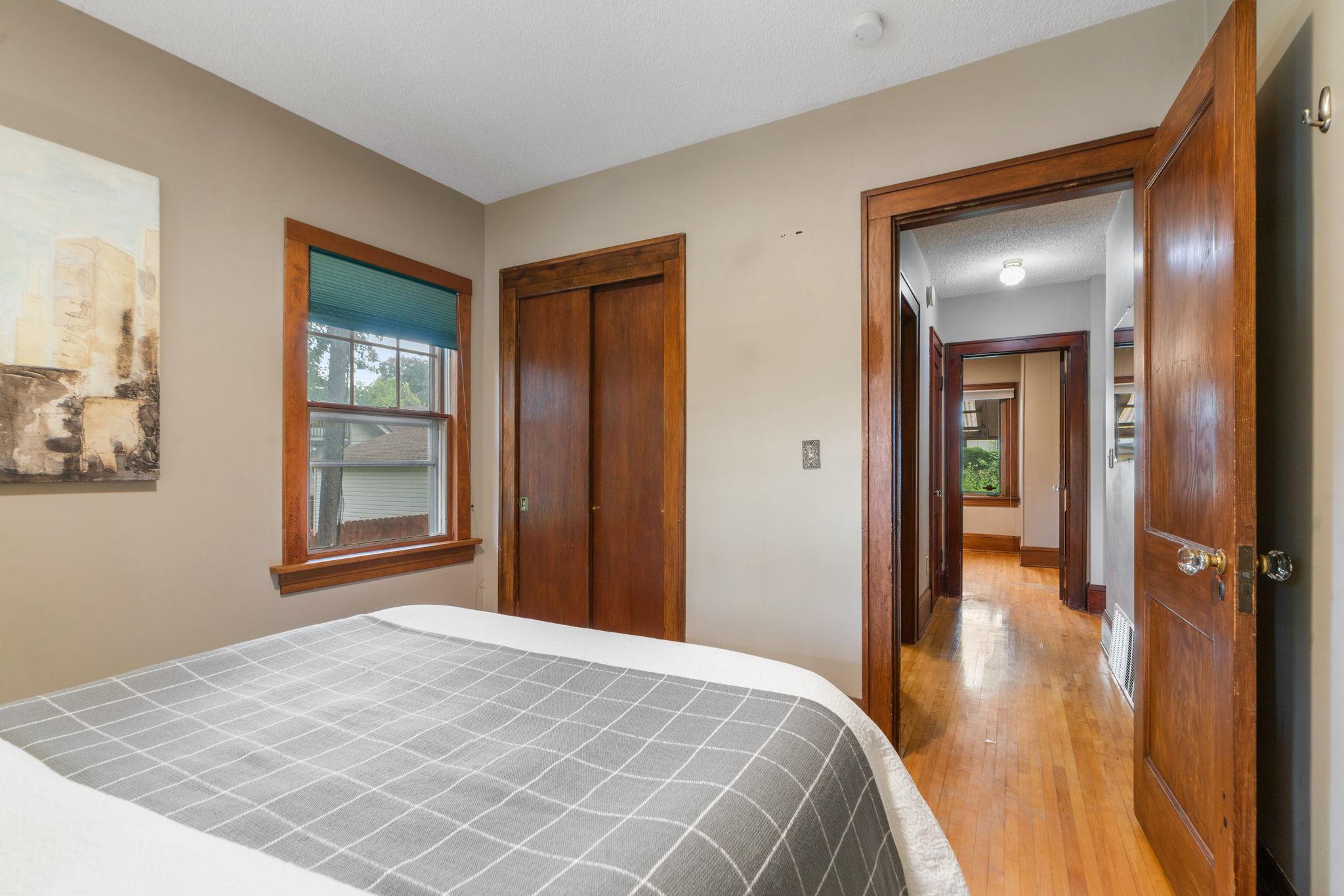 2643 Buchanan Street NE