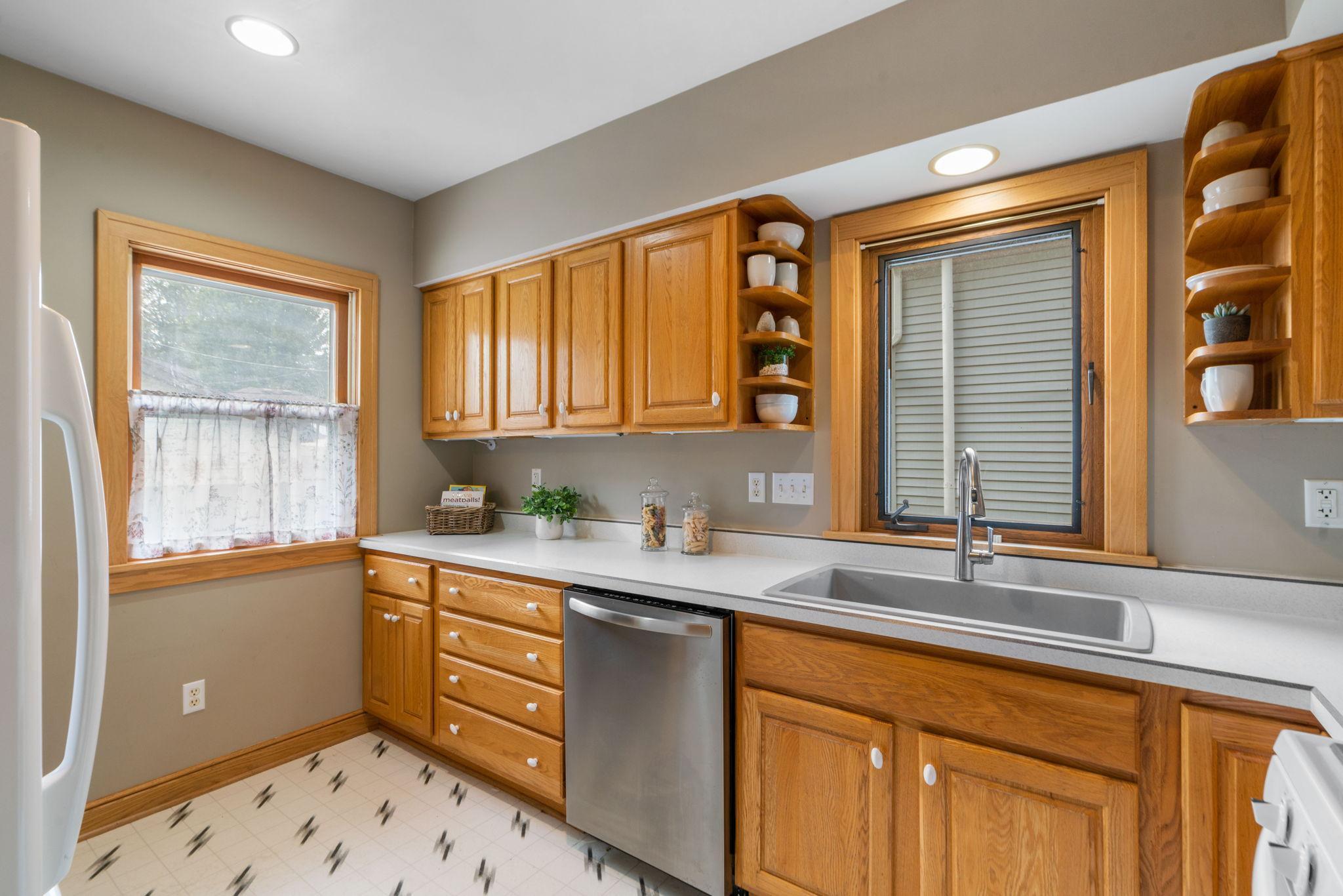 2643 Buchanan Street NE