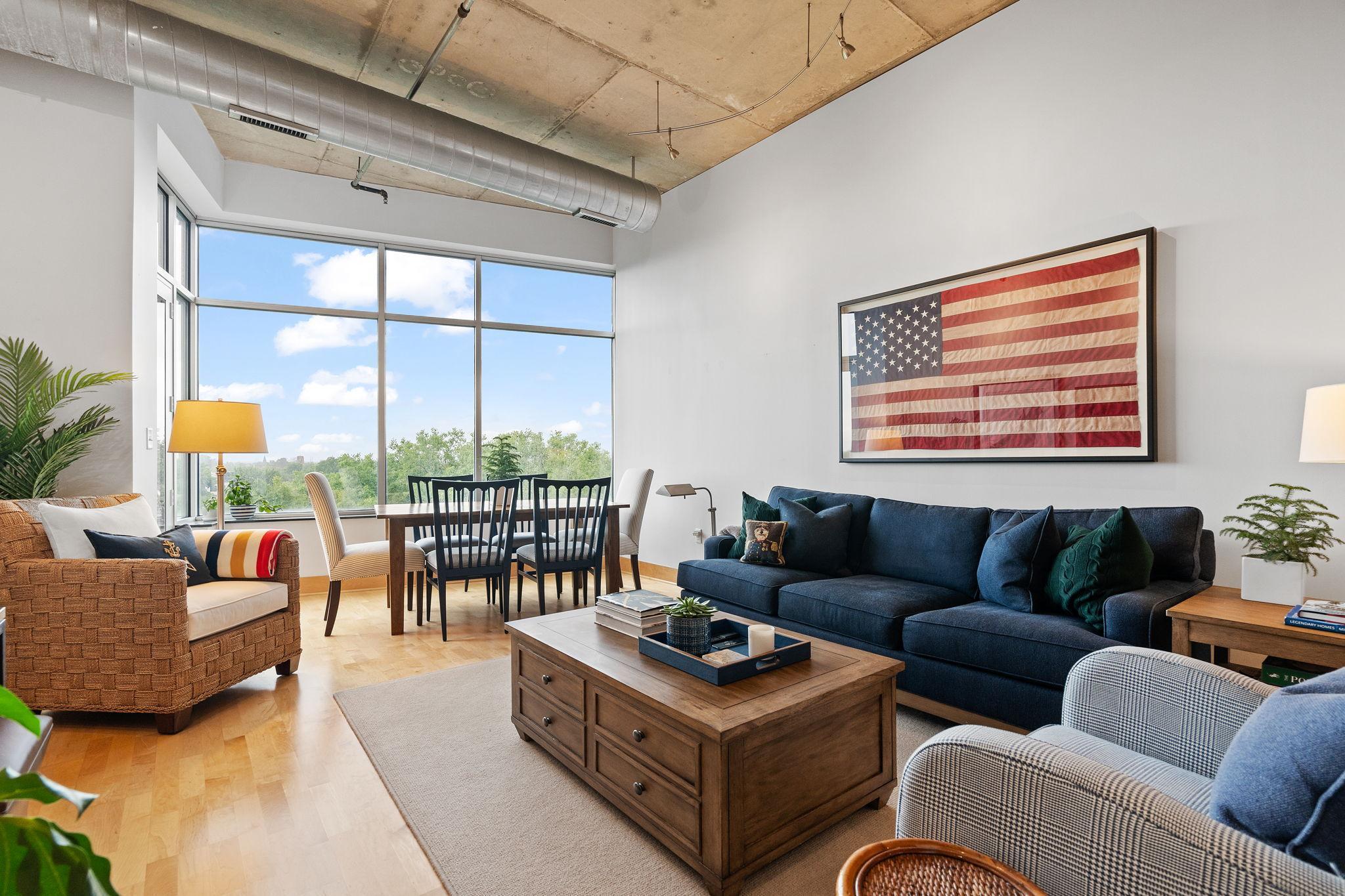 150 2nd Street NE Unit: B604