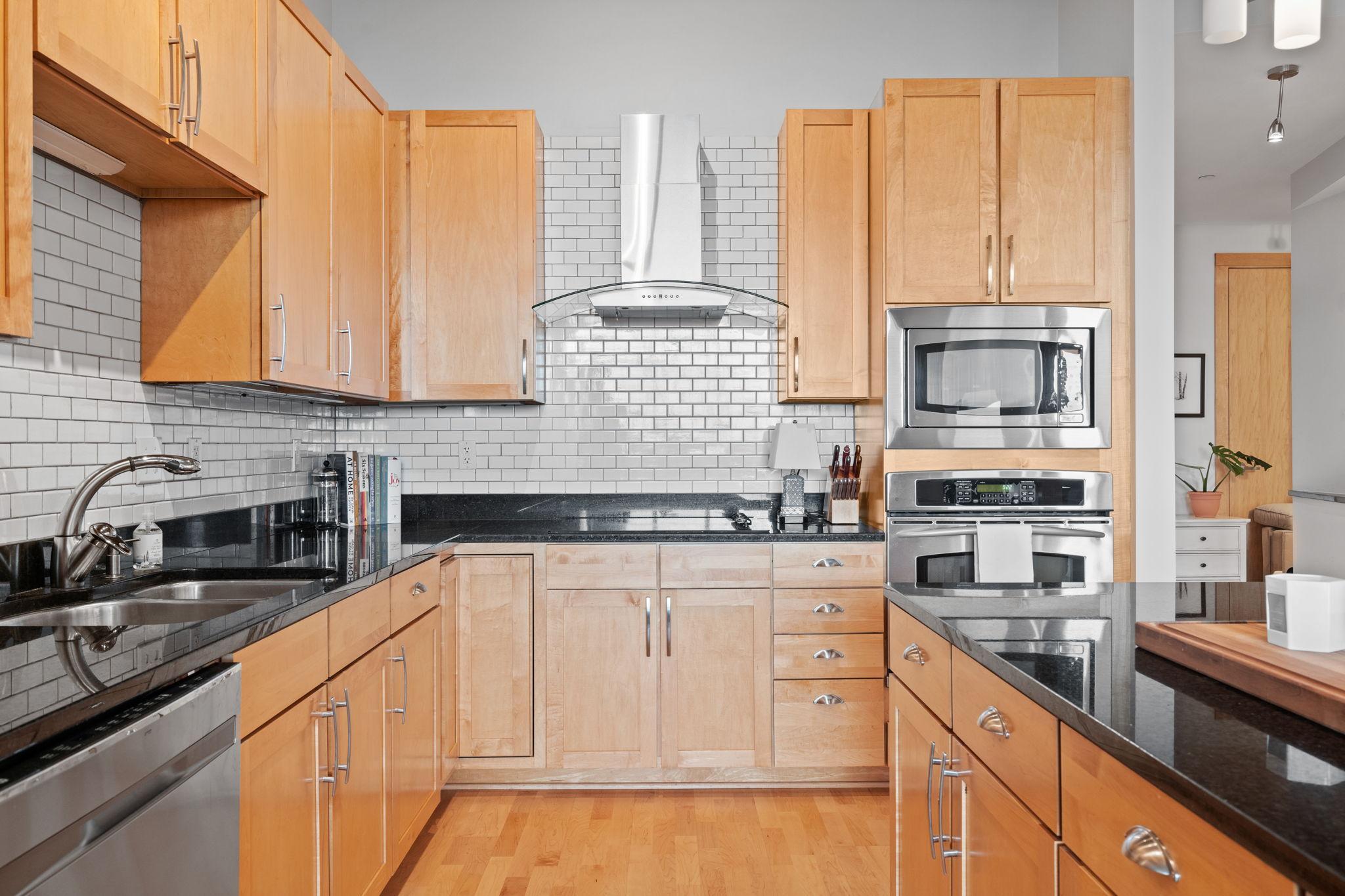 150 2nd Street NE Unit: B604