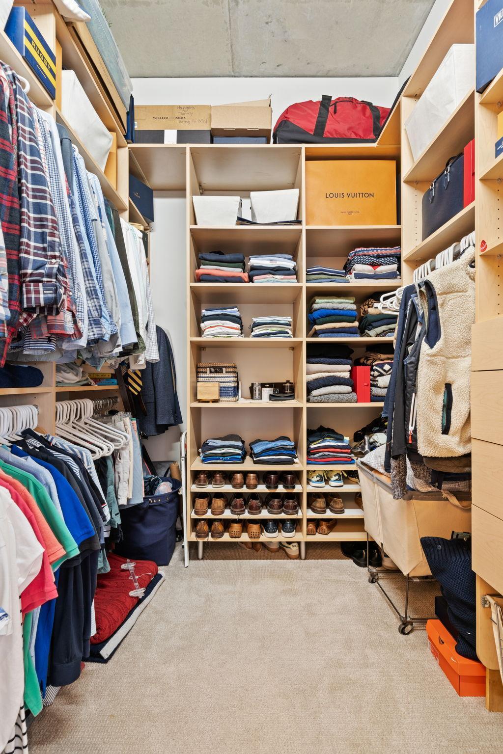 150 2nd Street NE Unit: B604