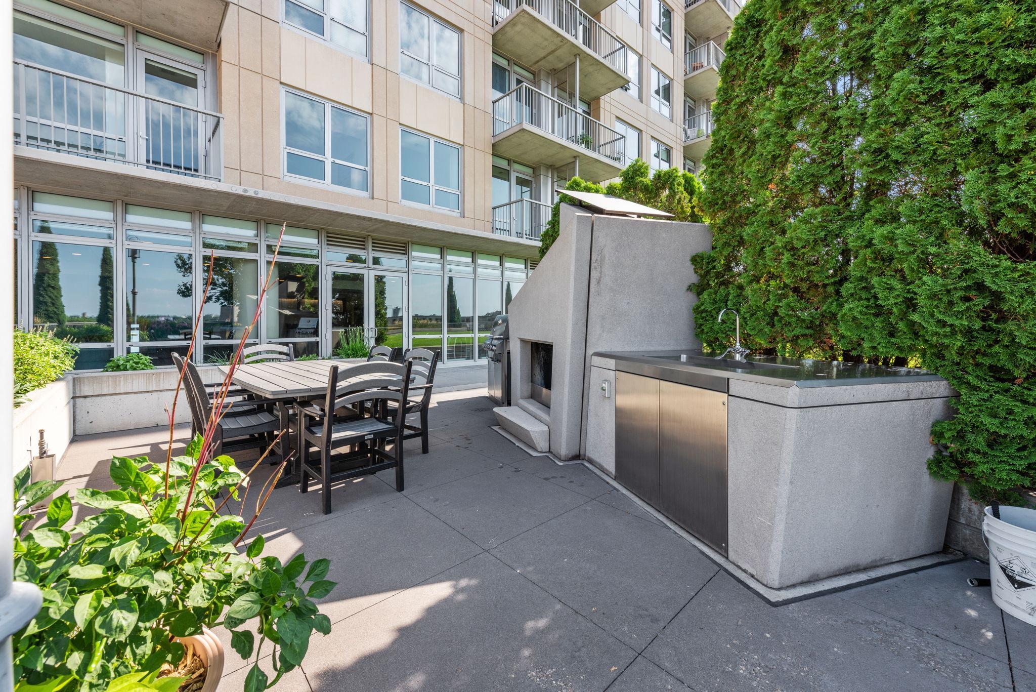 929 Portland Avenue Unit: 2701