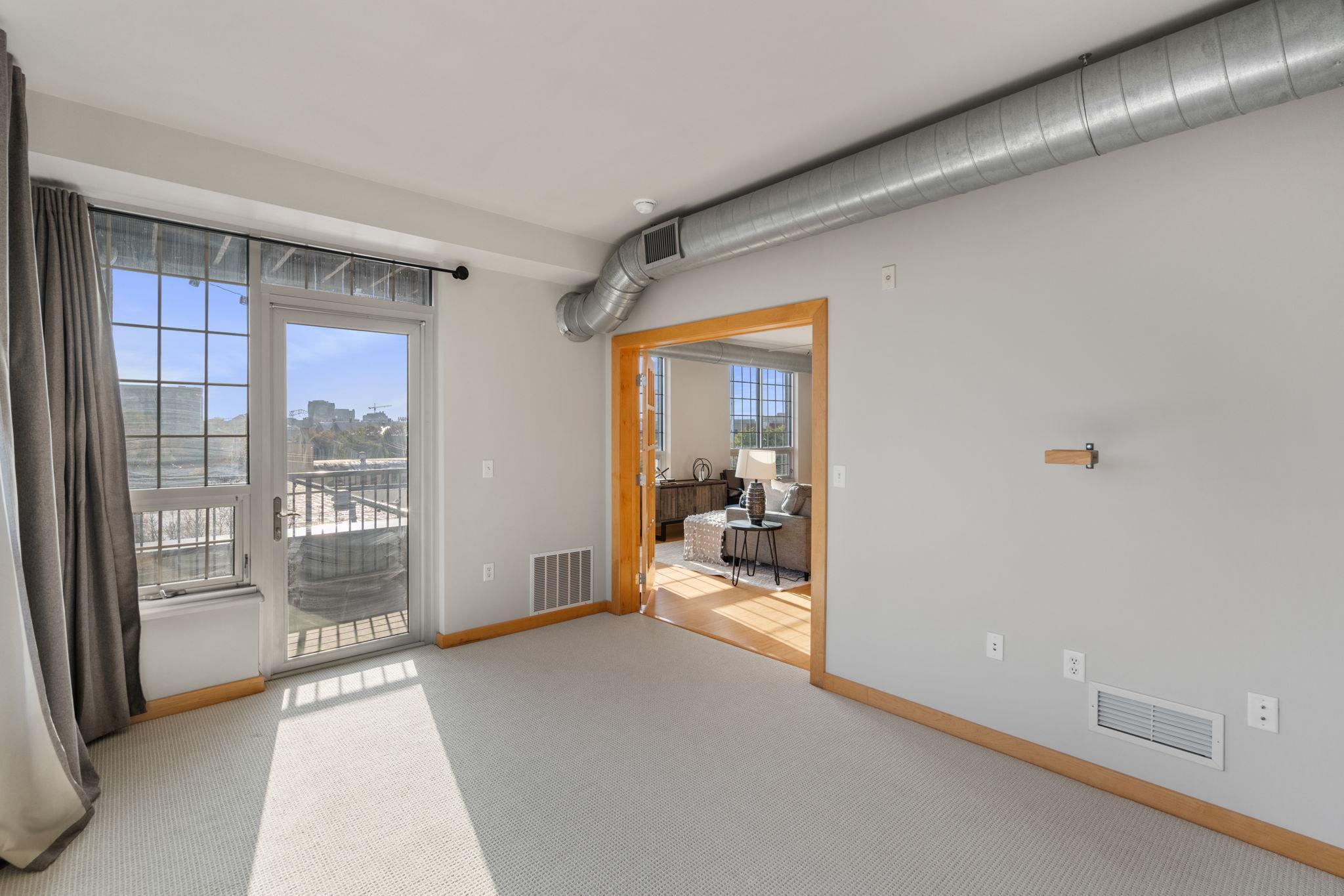521 2nd Street SE Unit: 416