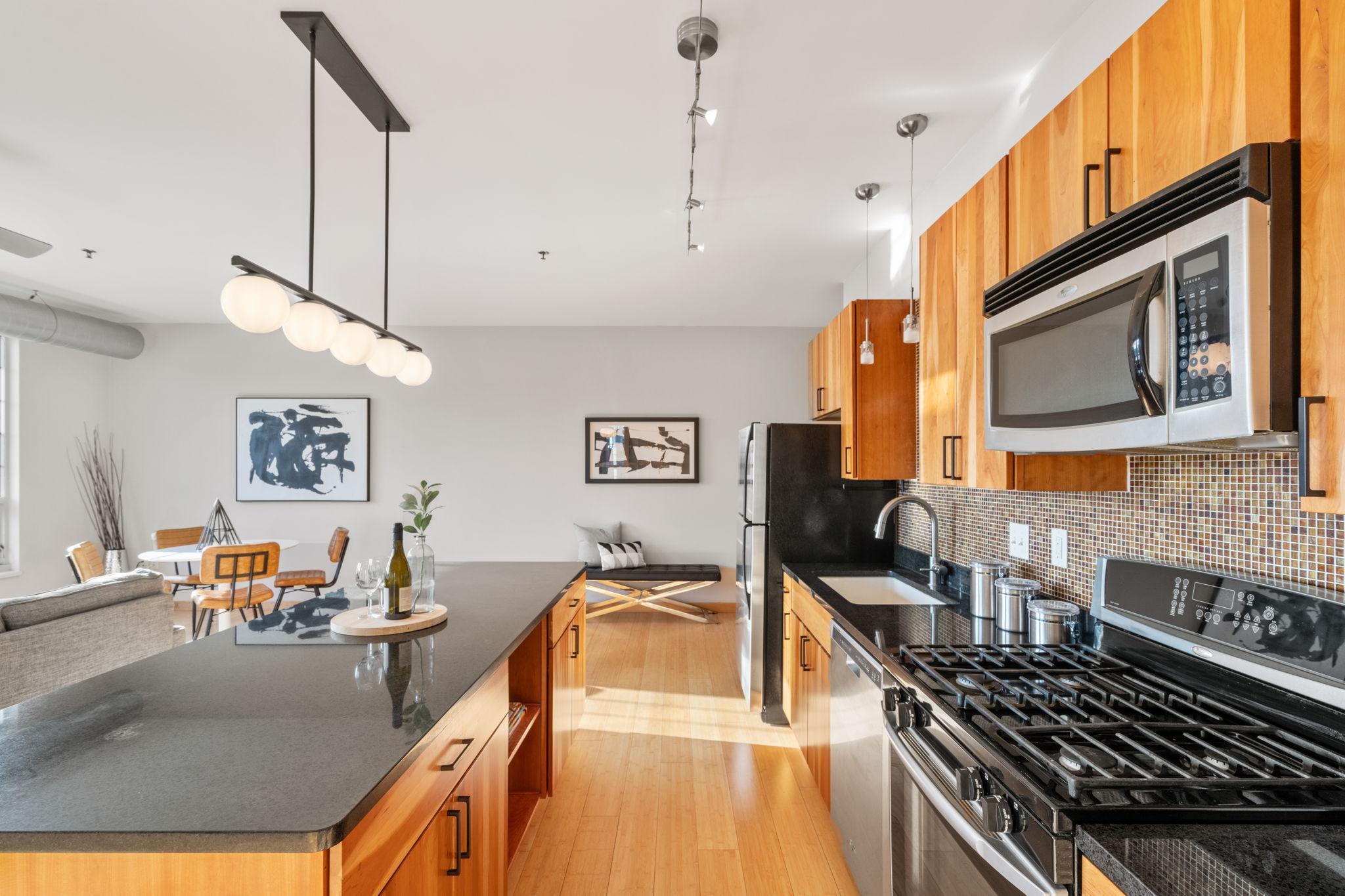 521 2nd Street SE Unit: 416